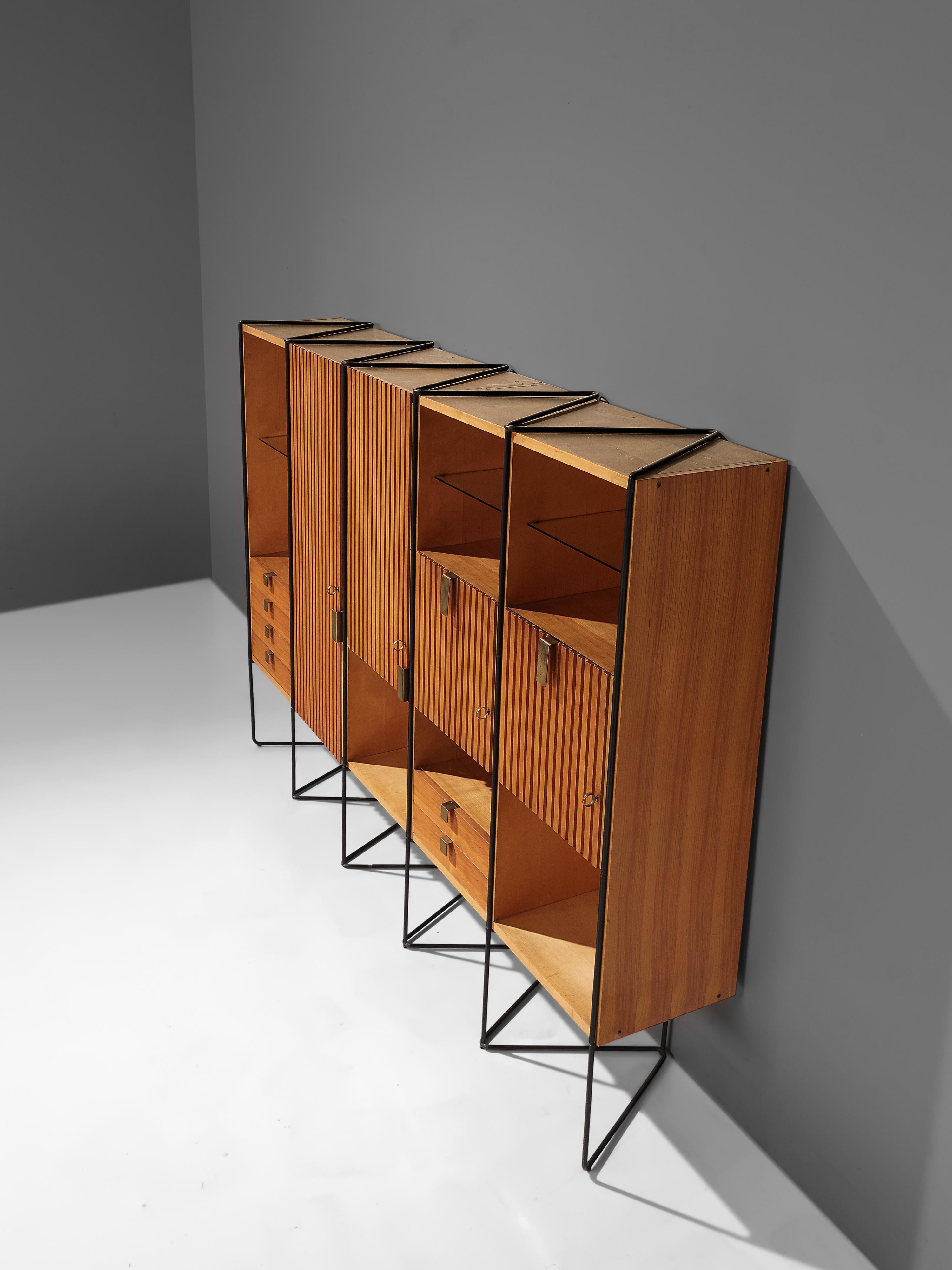 Taichiro Nakay Cabinet in Maple and Mahogany In Good Condition In Waalwijk, NL
