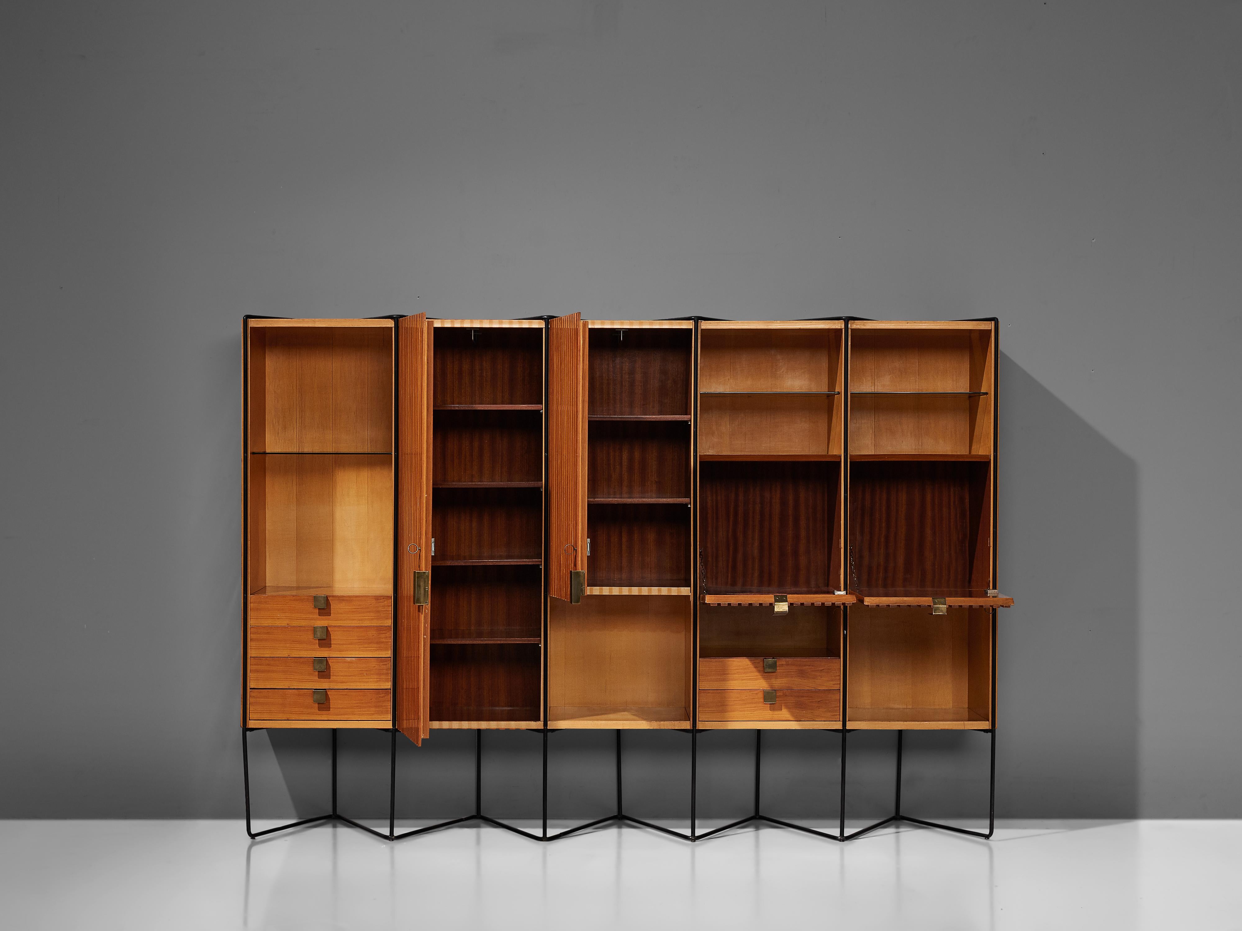 Taichiro Nakay Cabinet in Maple and Mahogany 1