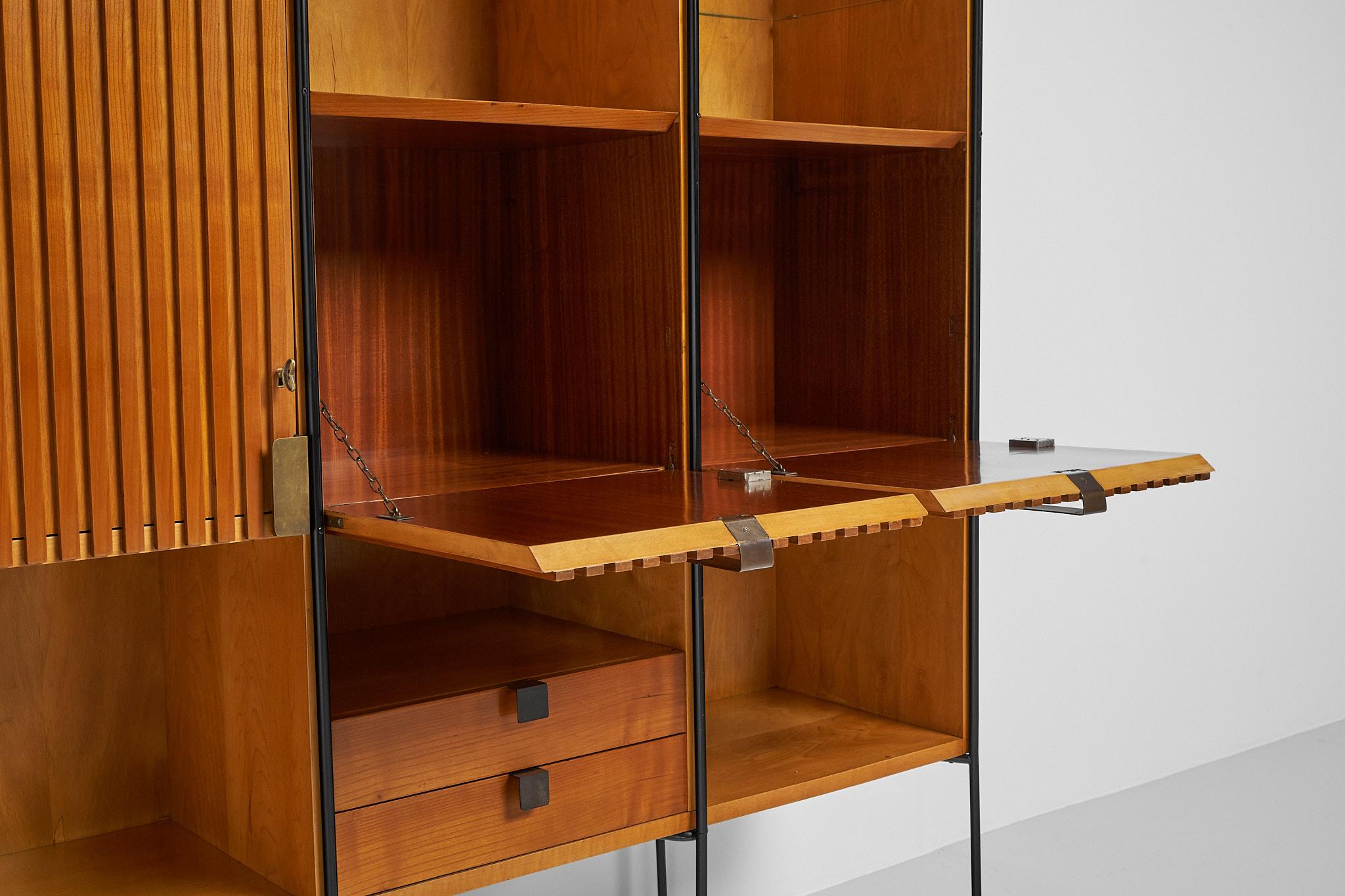 Taichiro Nakai Cabinet Permanente Mobili, Italy, 1953 In Good Condition In Roosendaal, Noord Brabant