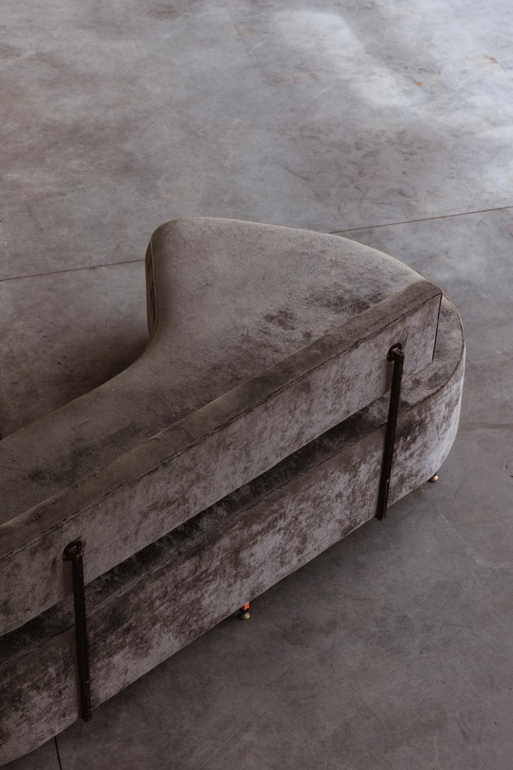 Raro sofá de forma libre de Taichiro Nakai para La Permanente Mobili Cantù, 1954 en venta 7