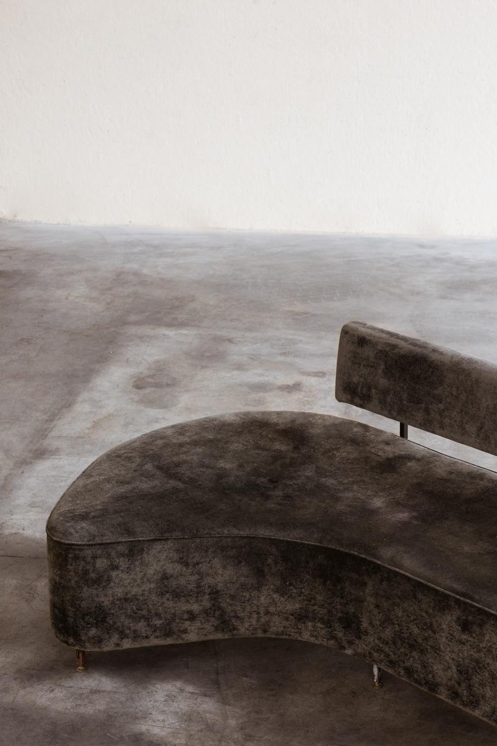 Raro sofá de forma libre de Taichiro Nakai para La Permanente Mobili Cantù, 1954 en venta 8