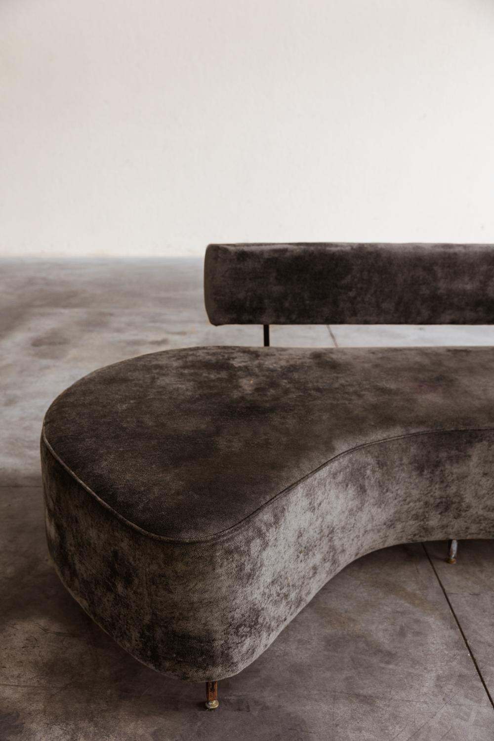 Raro sofá de forma libre de Taichiro Nakai para La Permanente Mobili Cantù, 1954 en venta 2