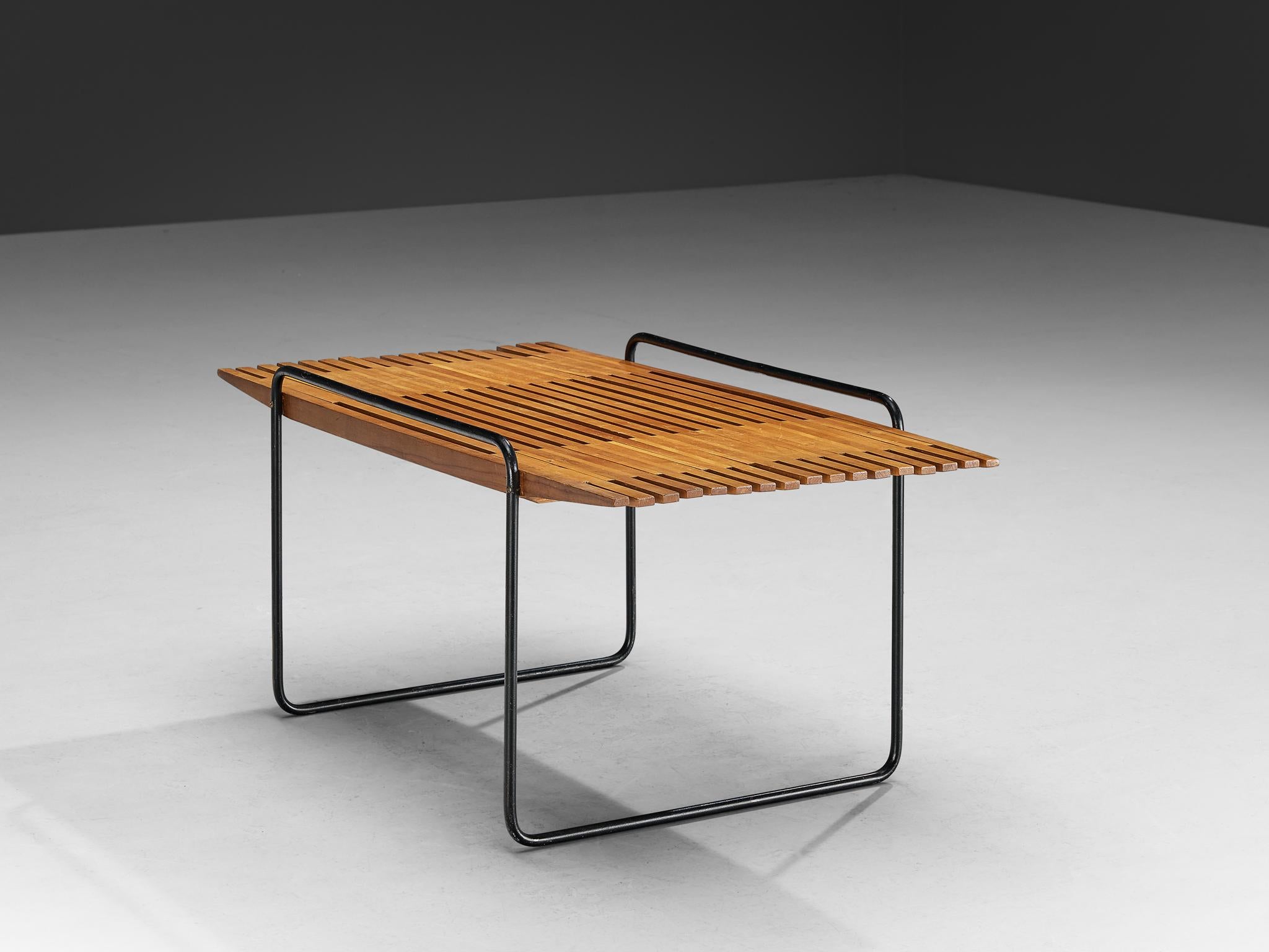Milieu du XXe siècle Taichiro Nakay pour La Permanente Mobili Cantù Table basse en cerisier en vente