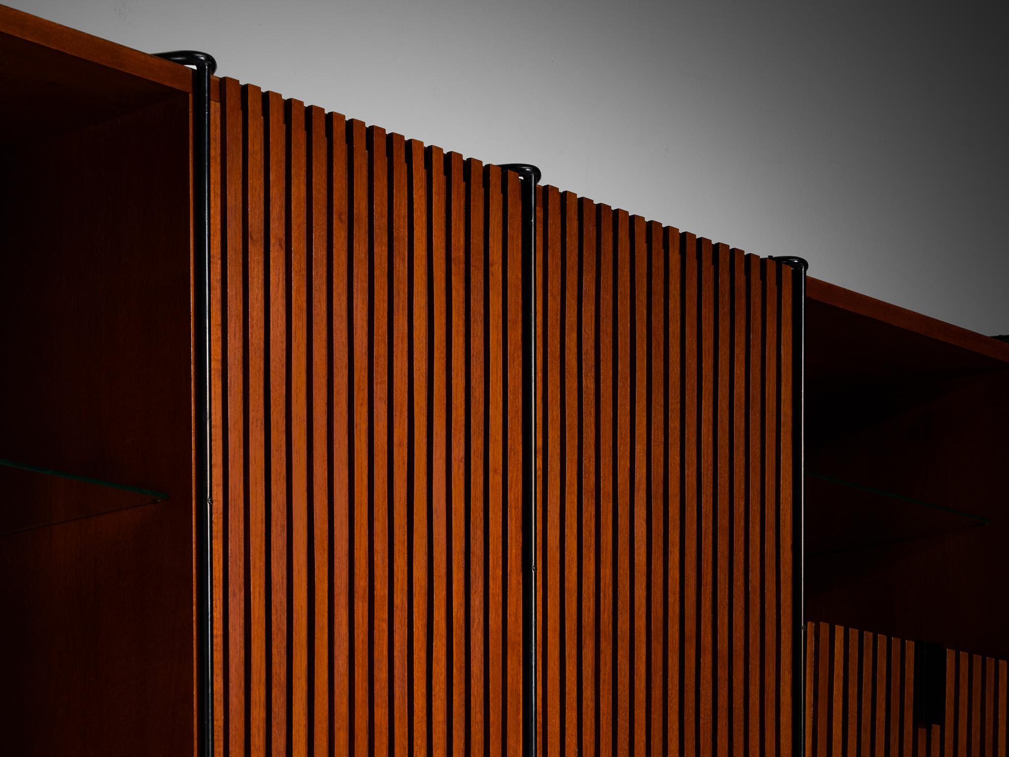 Taichiro Nakay pour La Permanente Mobili Cantù Armoire murale en teck en vente 2