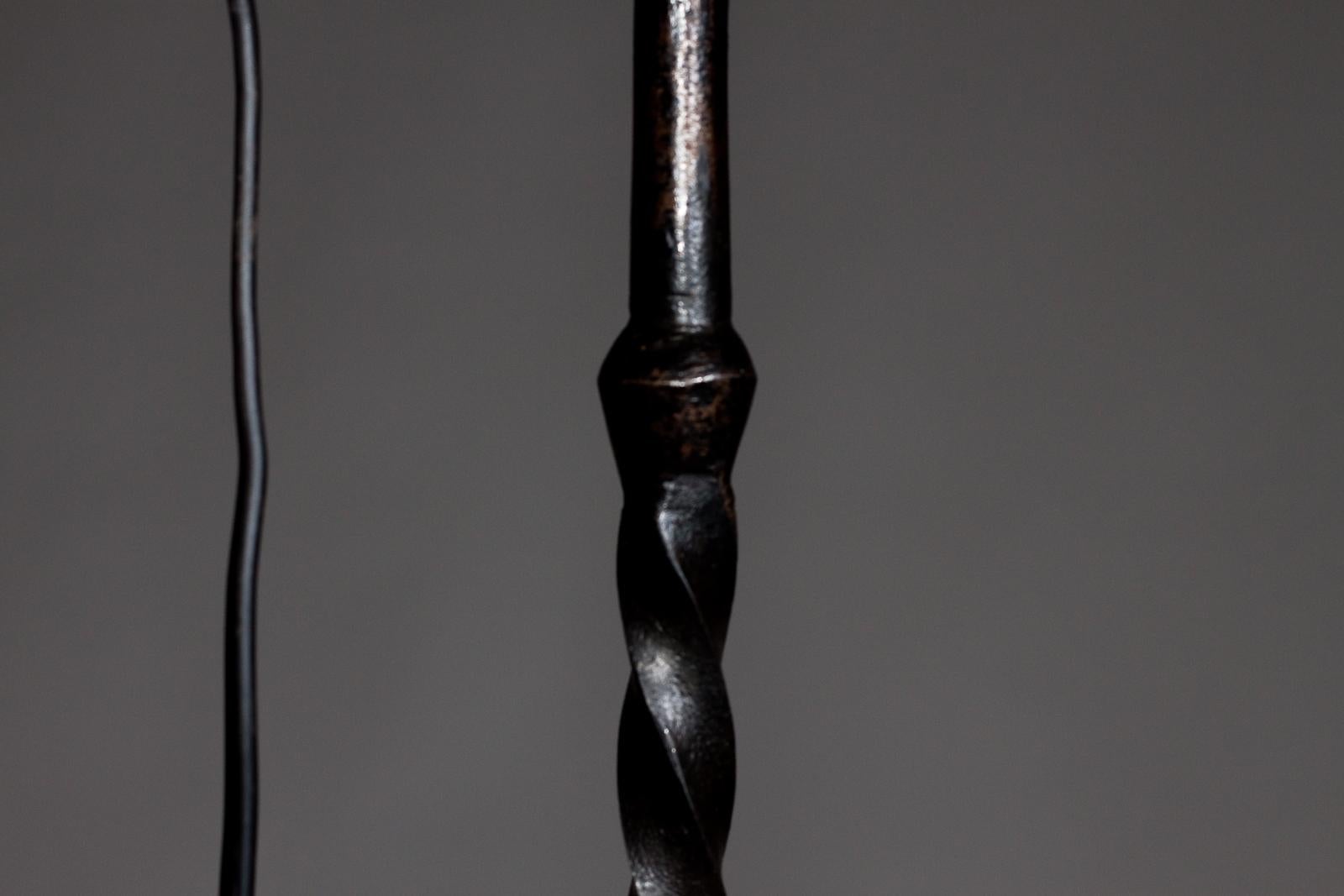 Taidetakomo A. Hakkarainen, Finnish 1930's wrought iron floor lamp For Sale 1