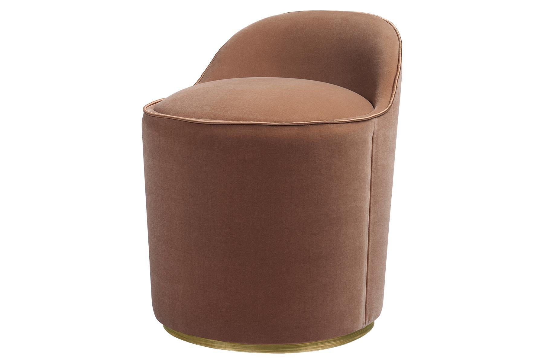 low back lounge chair