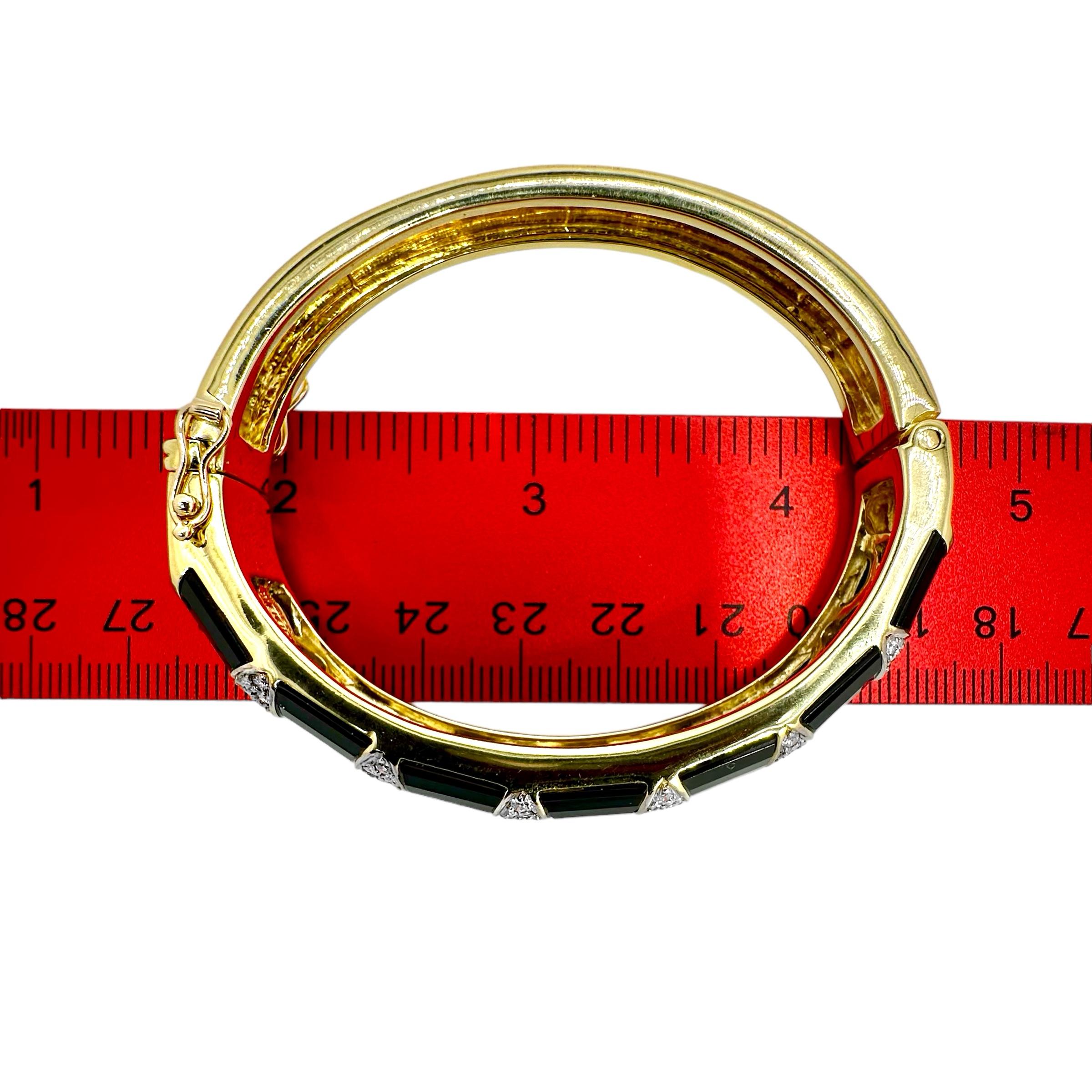 Bracciale sartoriale in oro 18 carati, onice e diamanti di La Triomphe in vendita 4