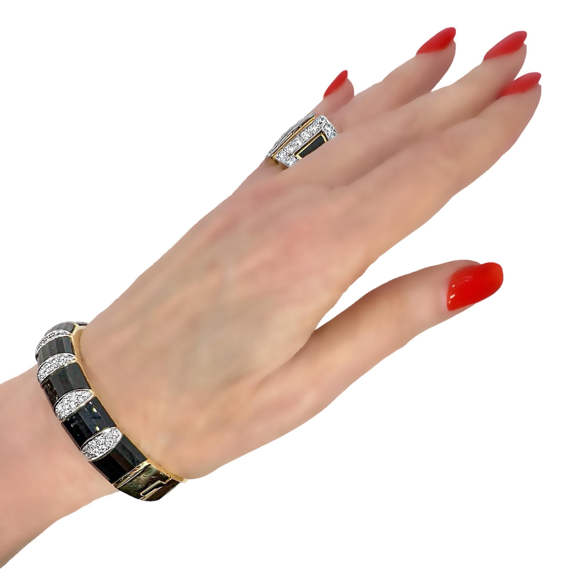 Bracciale sartoriale in oro 18 carati, onice e diamanti di La Triomphe in vendita 9