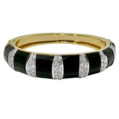 Bracciale sartoriale in oro 18 carati, onice e diamanti di La Triomphe