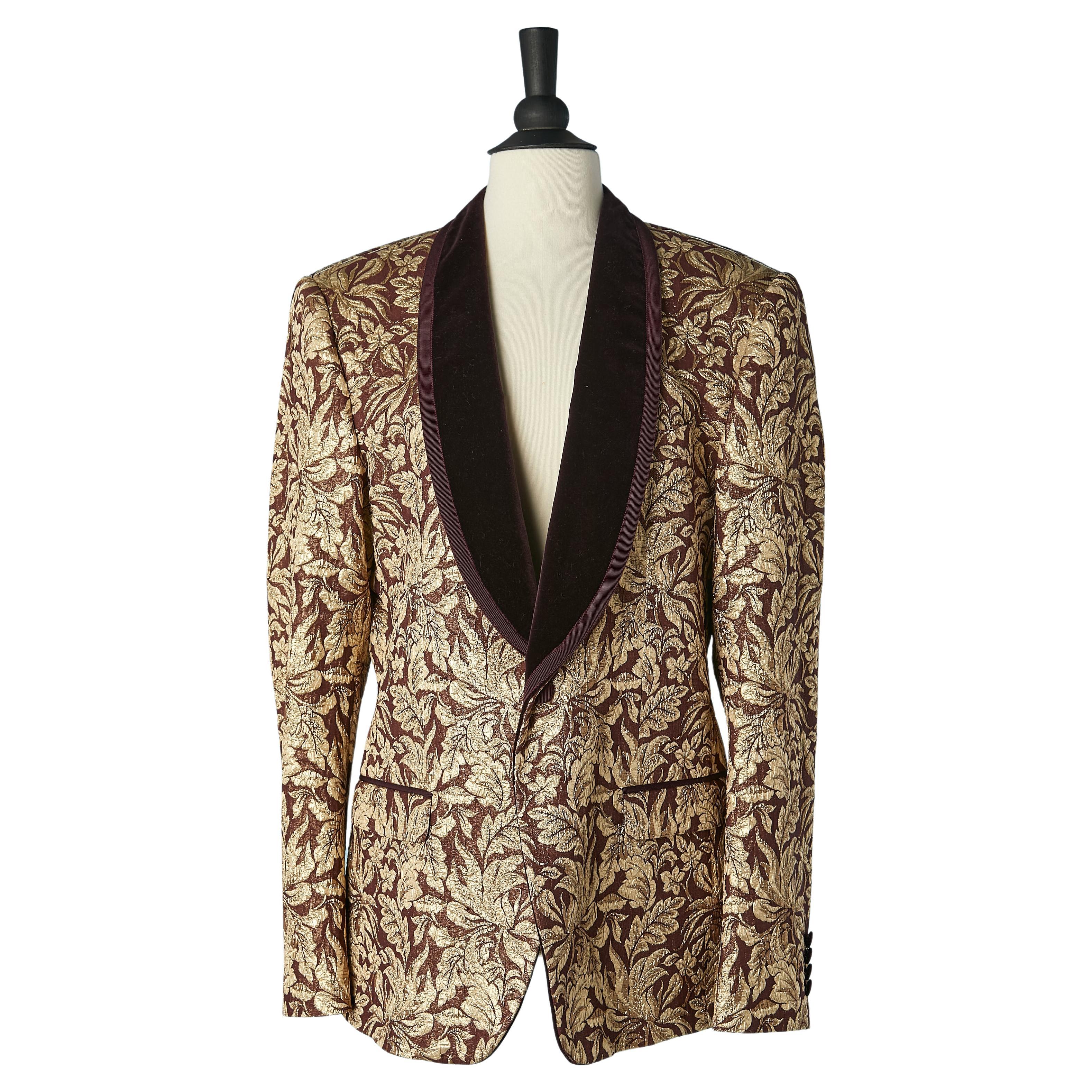 Tailored gold damask tuxedo jacket with burgundy velvet collar Dolce & Gabbana  For Sale