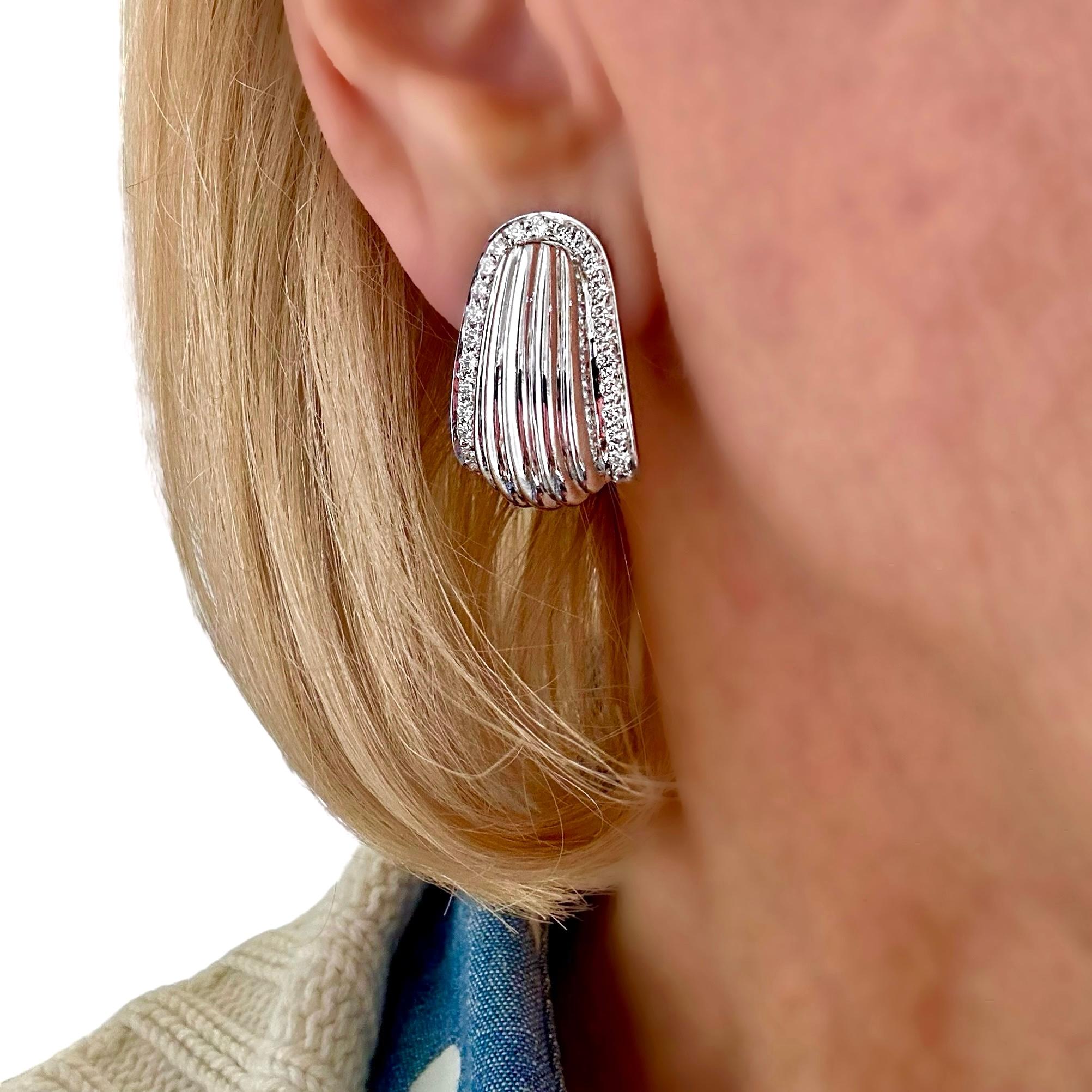 Tailored J Hoop Earrings in Fluted 18K White Gold with Diamond Borders For Sale 4