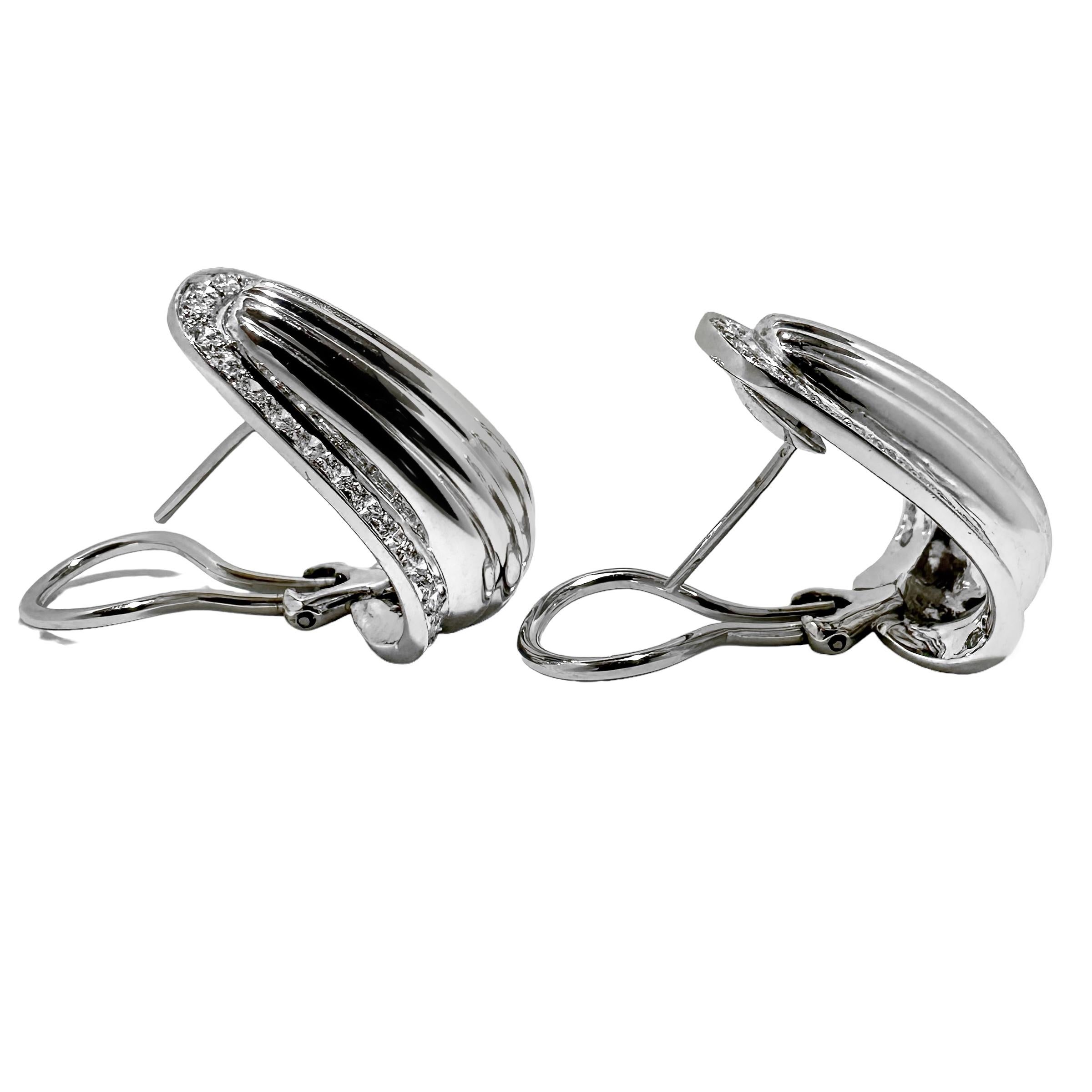Modern Tailored J Hoop Earrings in Fluted 18K White Gold with Diamond Borders For Sale
