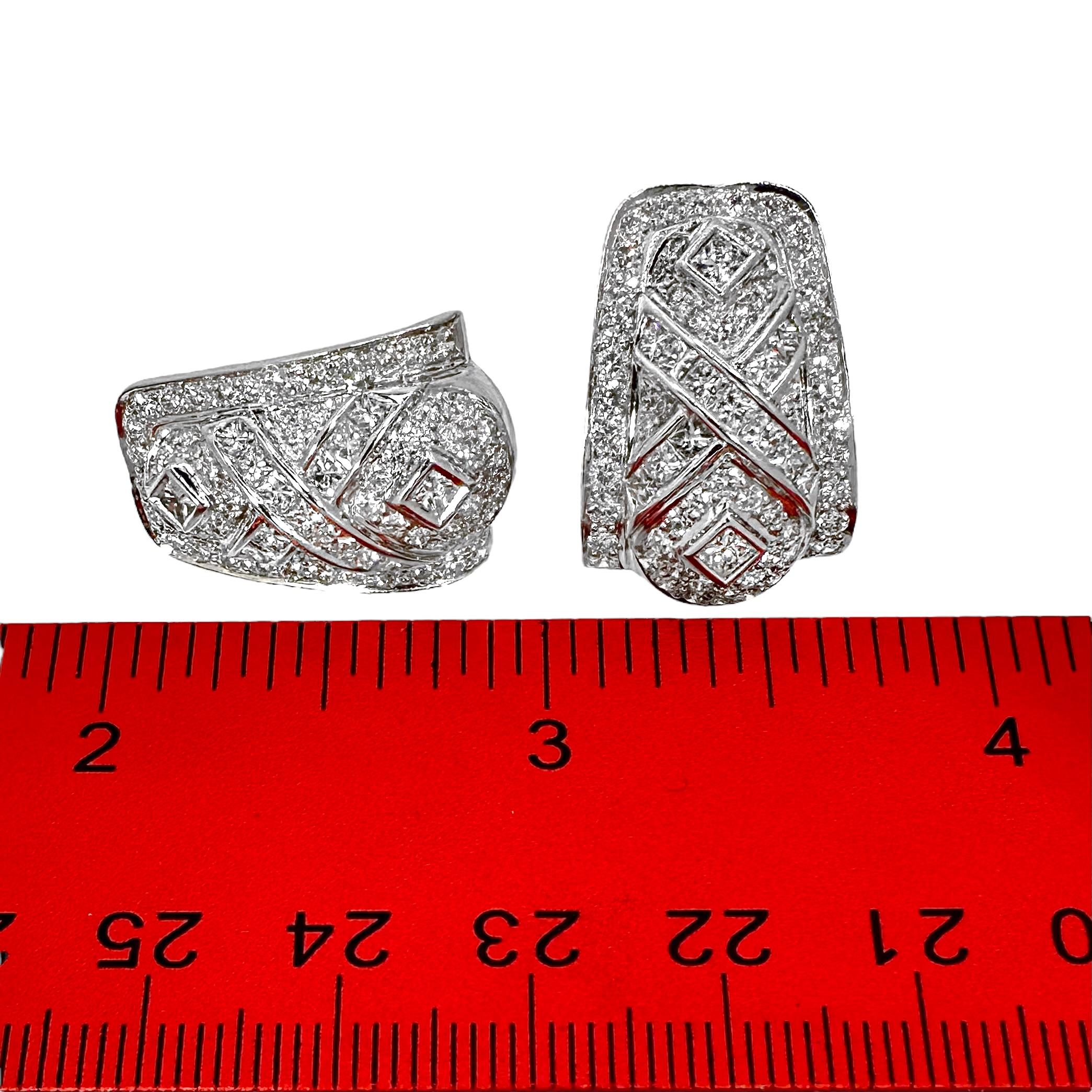 Tailored Vintage 18K White Gold Diamond Encrusted Bombe J Hoop Earrings In Good Condition For Sale In Palm Beach, FL