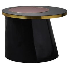 Tainted glass pedestal At Cost Price