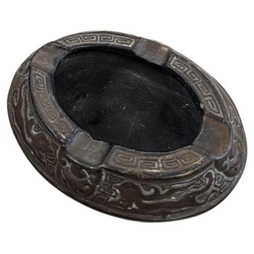 Taisho Era Japanese Black Porcelain Ashtray