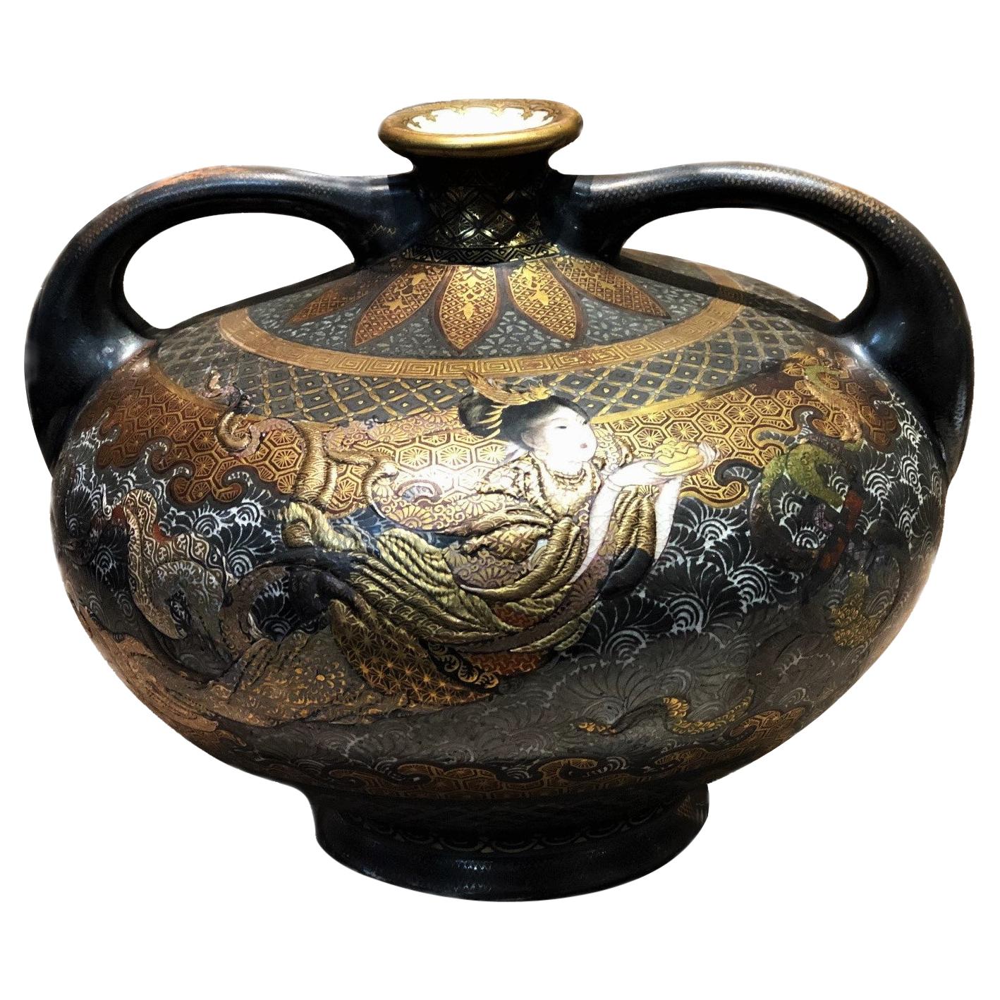 Japanese Kyoto Fuzan Satsuma Ware Double-Handled Vase, Meiji Period, ca. 1900 For Sale