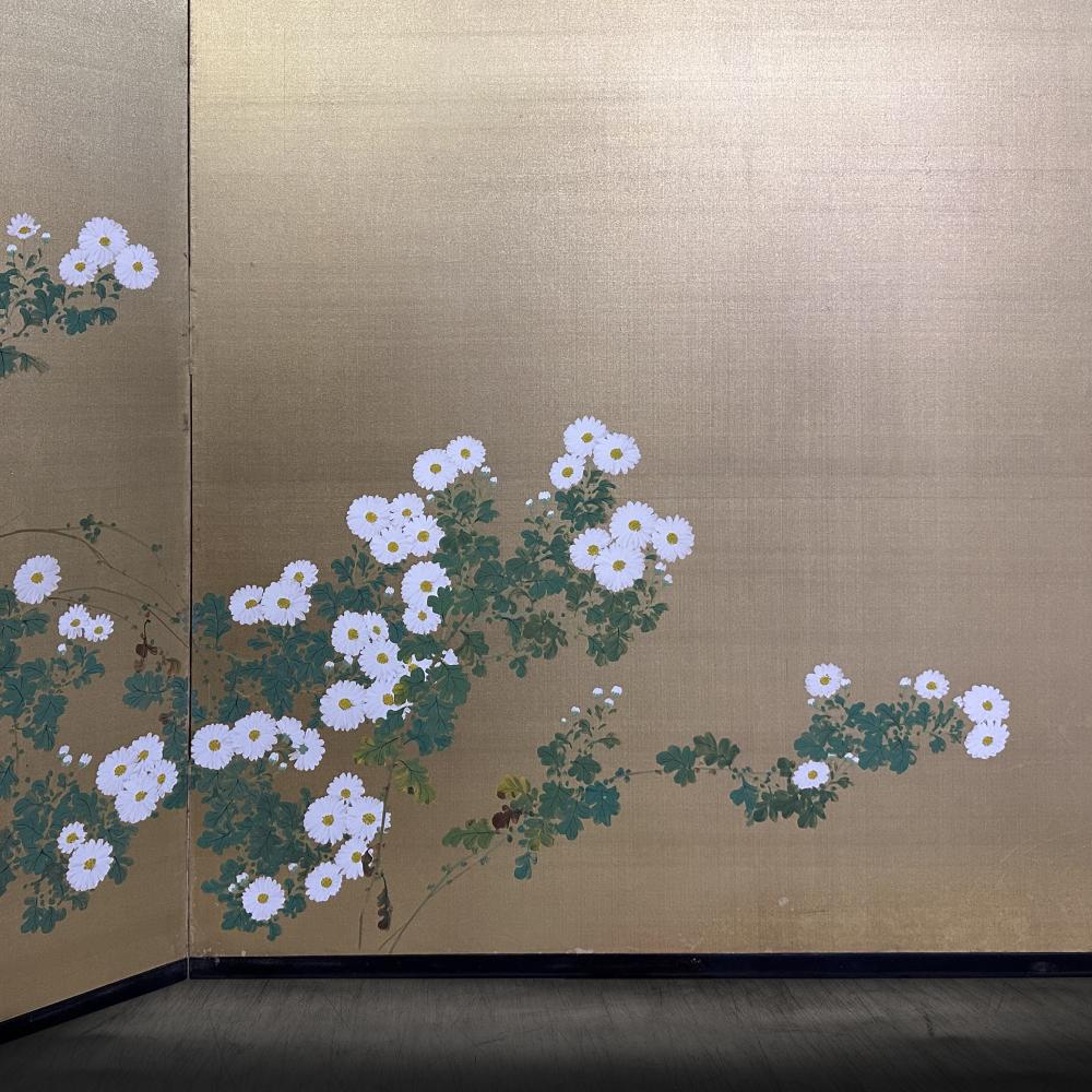 Taisho Period Minimalist Floral Screen

Period: Taisho period
Size: 178 x 194 cm (70 x 76 inches)
SKU: PD15

This classic minimalist floral screen from the Taisho period (early 20th century) is a beautiful and elegant addition to any space. The