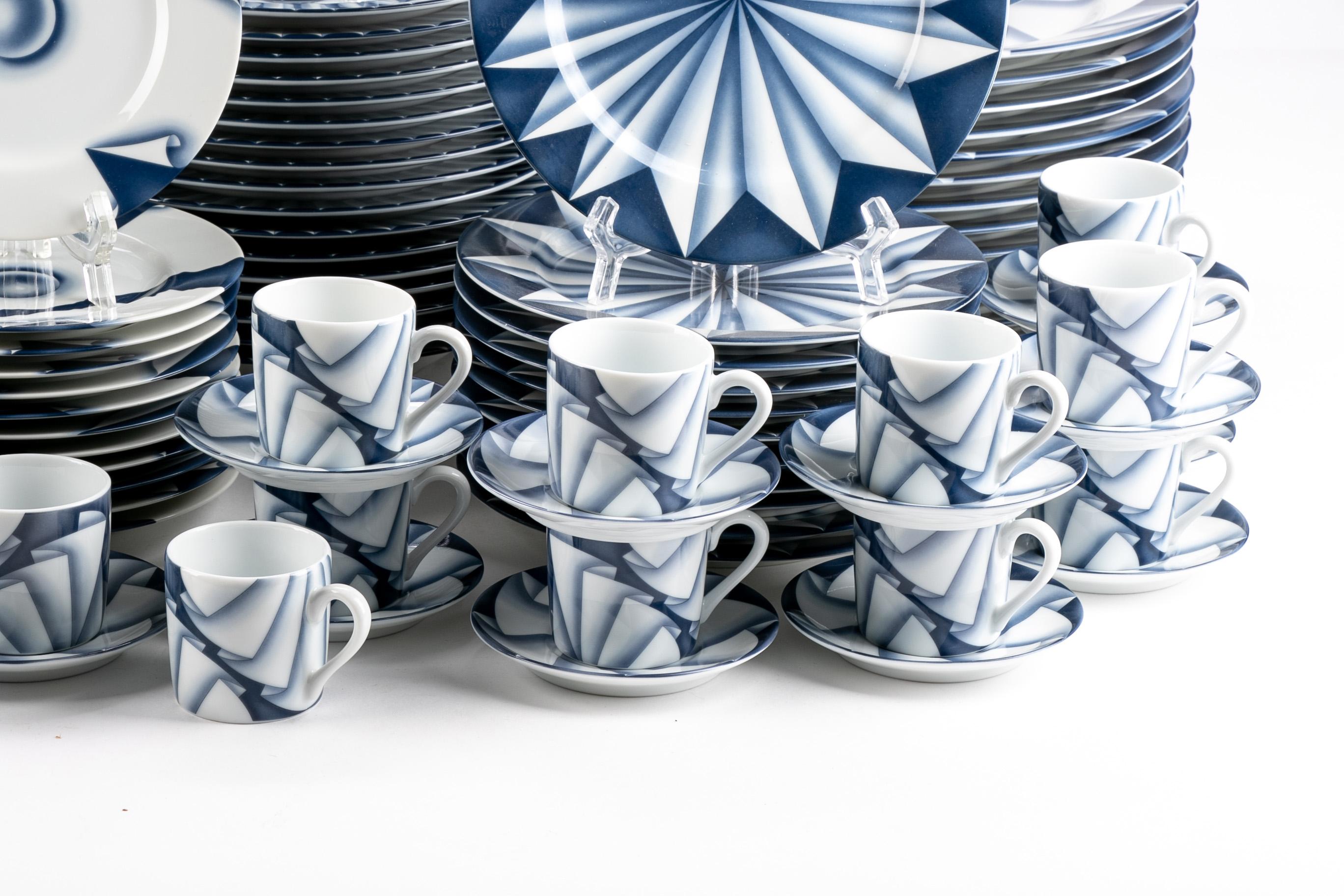 Taitu Italian Designer China Dinner Service, by Emilio Bergamin, Origami Pattern 4
