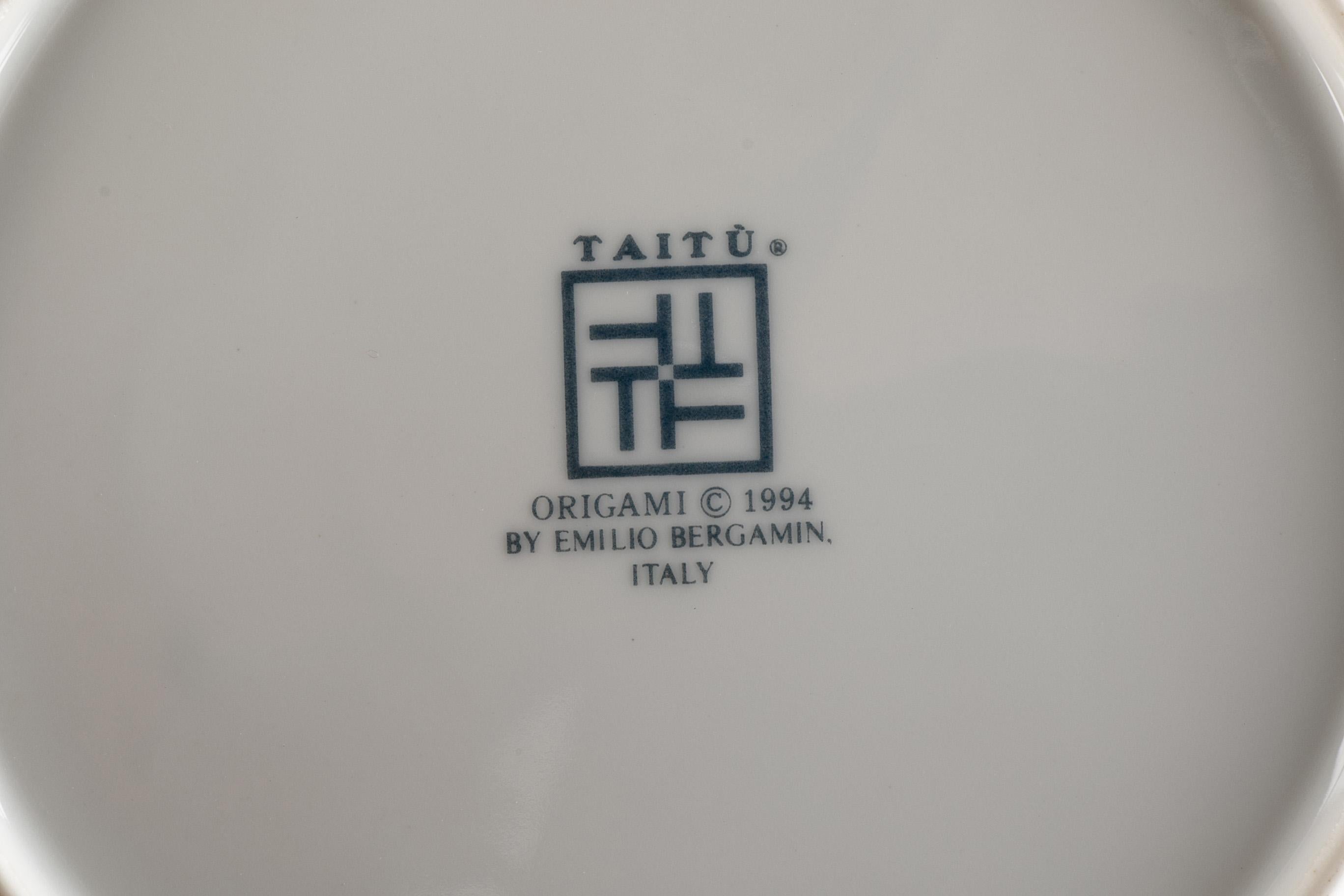 Mid-Century Modern Taitu Italian Designer China Dinner Service, by Emilio Bergamin, Origami Pattern