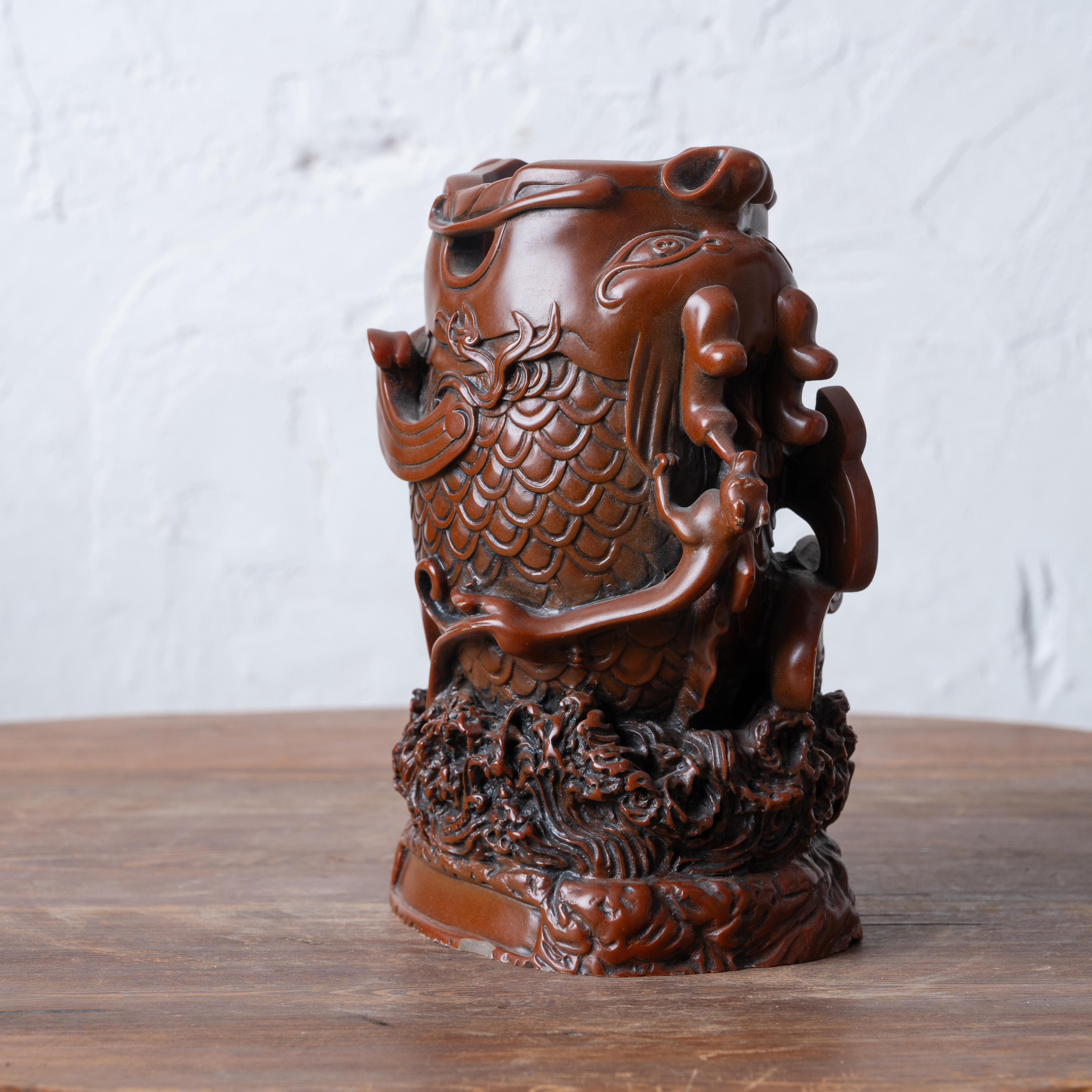 Resina Vaso per carpe in vetro di Taiwan in vendita