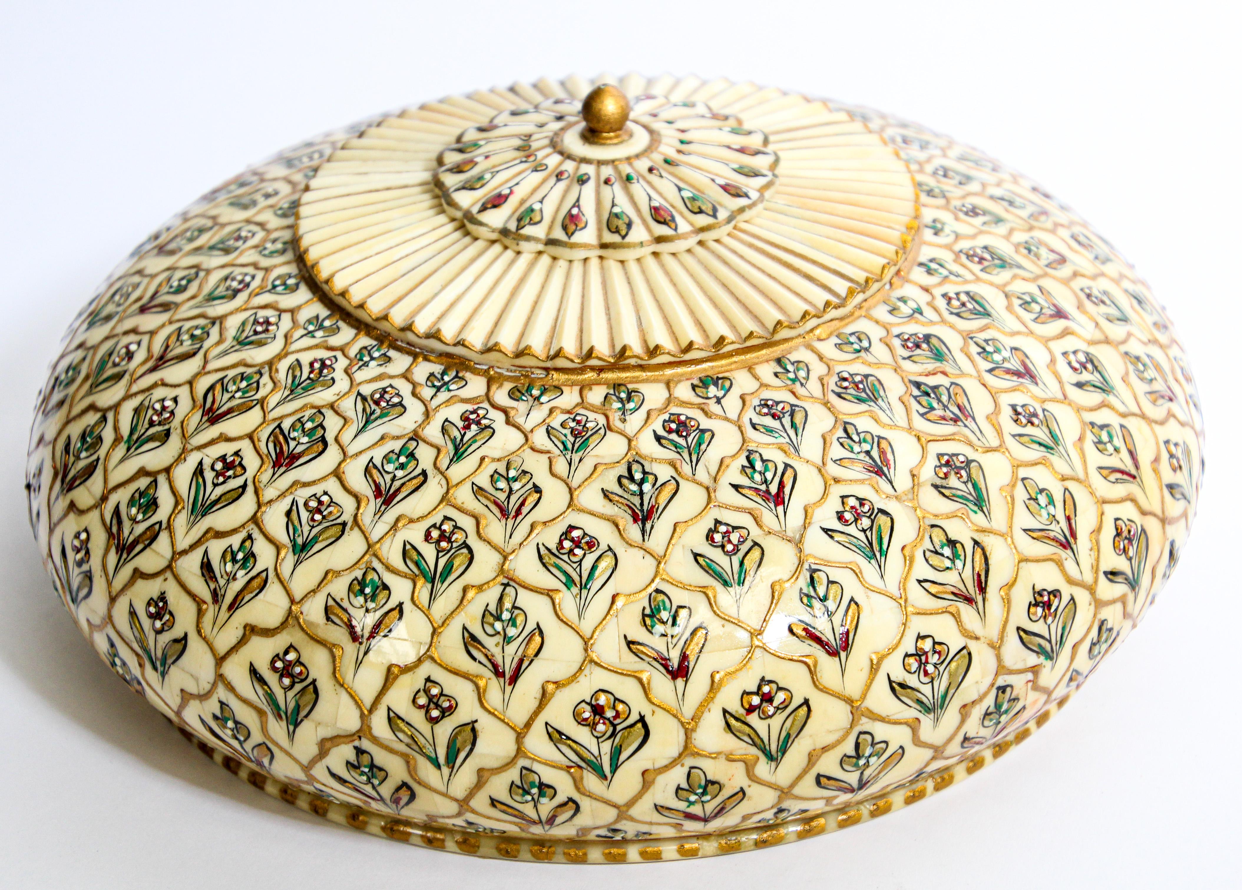 Wood Collectible Opium Container Mughal Art Round Lidded Box For Sale