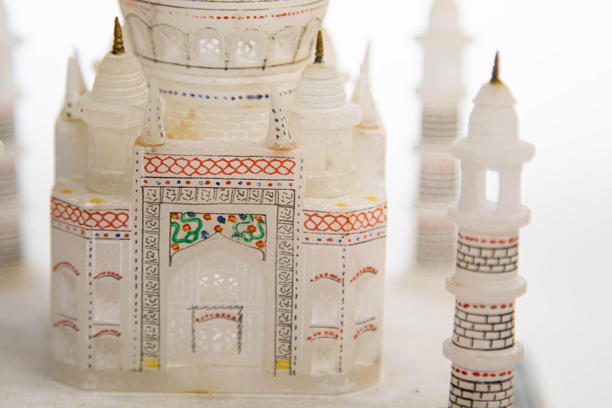 Taj Mahal White Marble Hand-Crafted Collectible Miniature Model For Sale 2