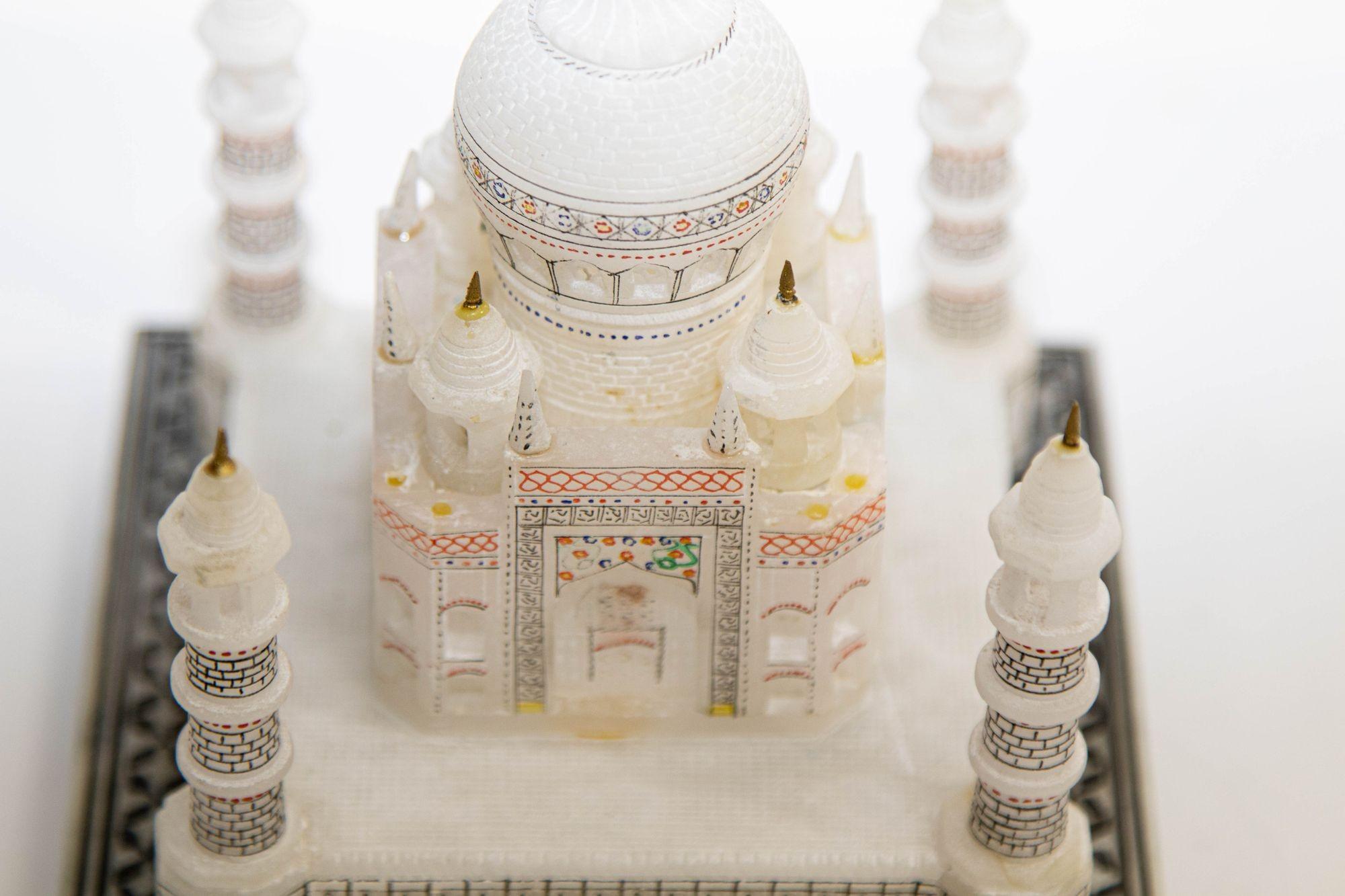 Taj Mahal White Marble Hand-Crafted Collectible Miniature Model For Sale 8