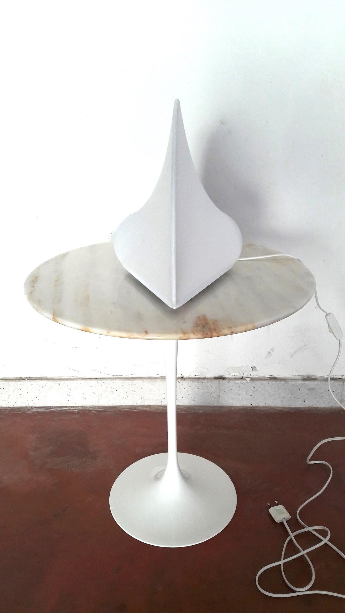 Late 19th Century Takahama 'Kaori 1' Modern White Fabric Table Lamp for Sirrah, 1970s For Sale