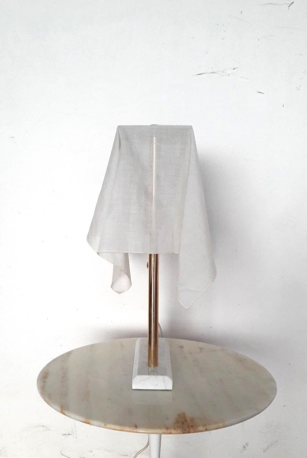 Takahama 'Nefer 1' Modern Golden Table Lamp for Sirrah, Italy, 1980s In Excellent Condition For Sale In Cassina de'Pecchi, IT