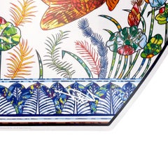 Tarro con tapa y diseño de un estanque de lotos (litografía moldeada firmada a mano)