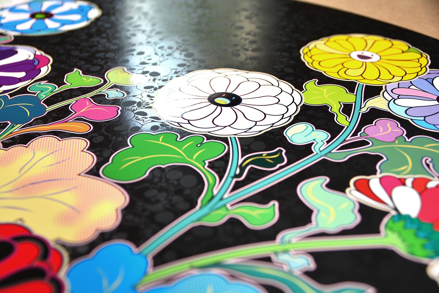 TAKASHI MURAKAMI A RETURN FROM WANDERING Pop Art, Japanische Blumen Silber Schwarz (Pop-Art), Print, von Takashi Murakami