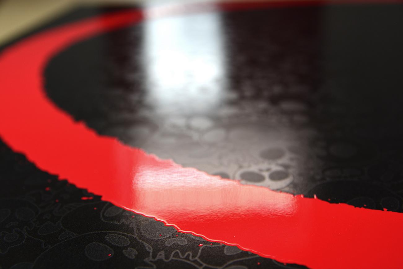 TAKASHI MURAKAMI: Enso - Limitierte Auflage handsigniert & nummeriert. Superflat, Pop Art-Kunst (Schwarz), Figurative Print, von Takashi Murakami