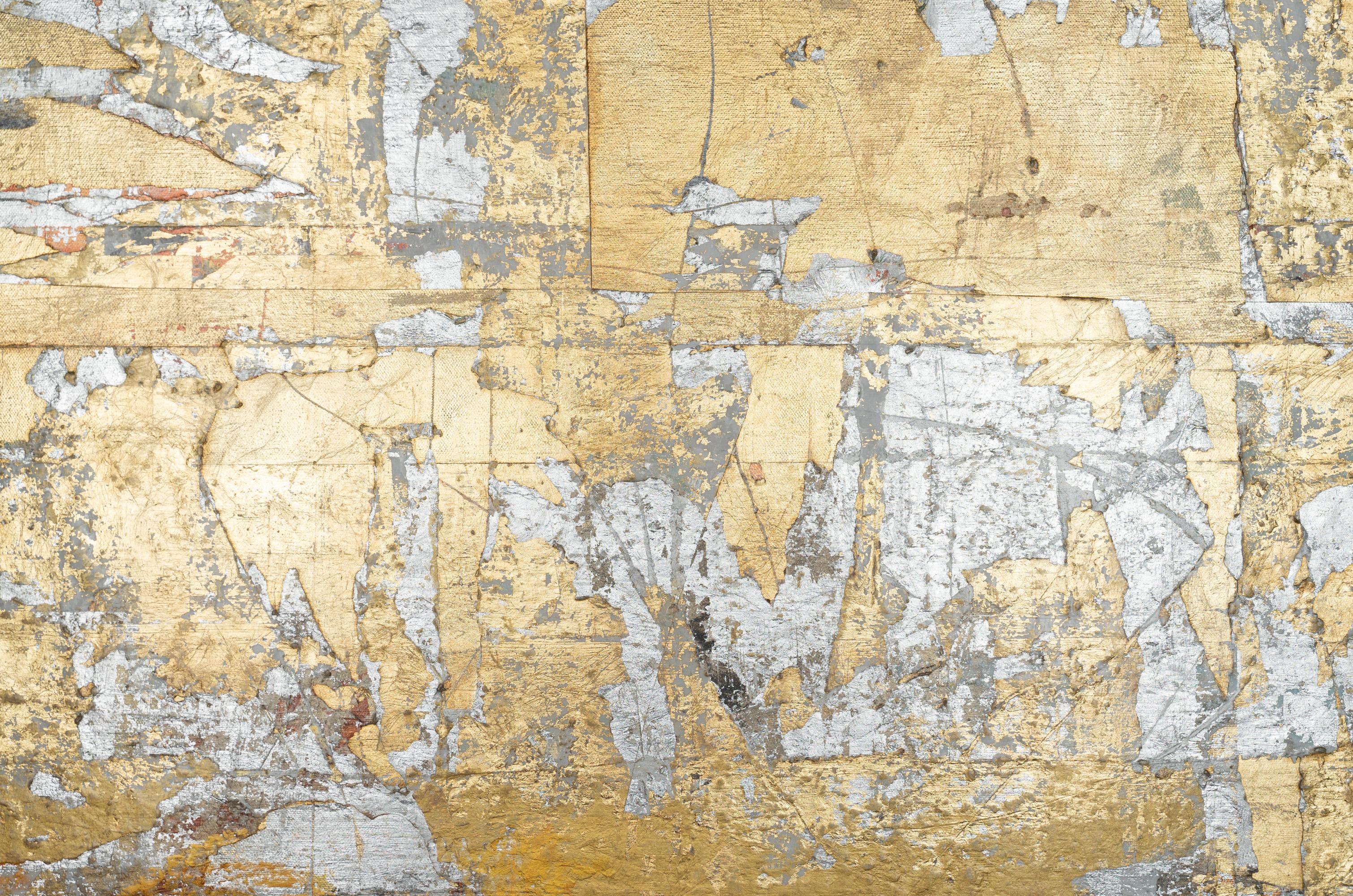 Takefumi Hori was born in 1978 in Tokyo, Japan. Takefumi studied Japanese calligraphy before moving to New York in 2004. Once in New York, he started painting abstract paintings with acrylic on canvas. Since 2009, Takefumi has been creating abstract