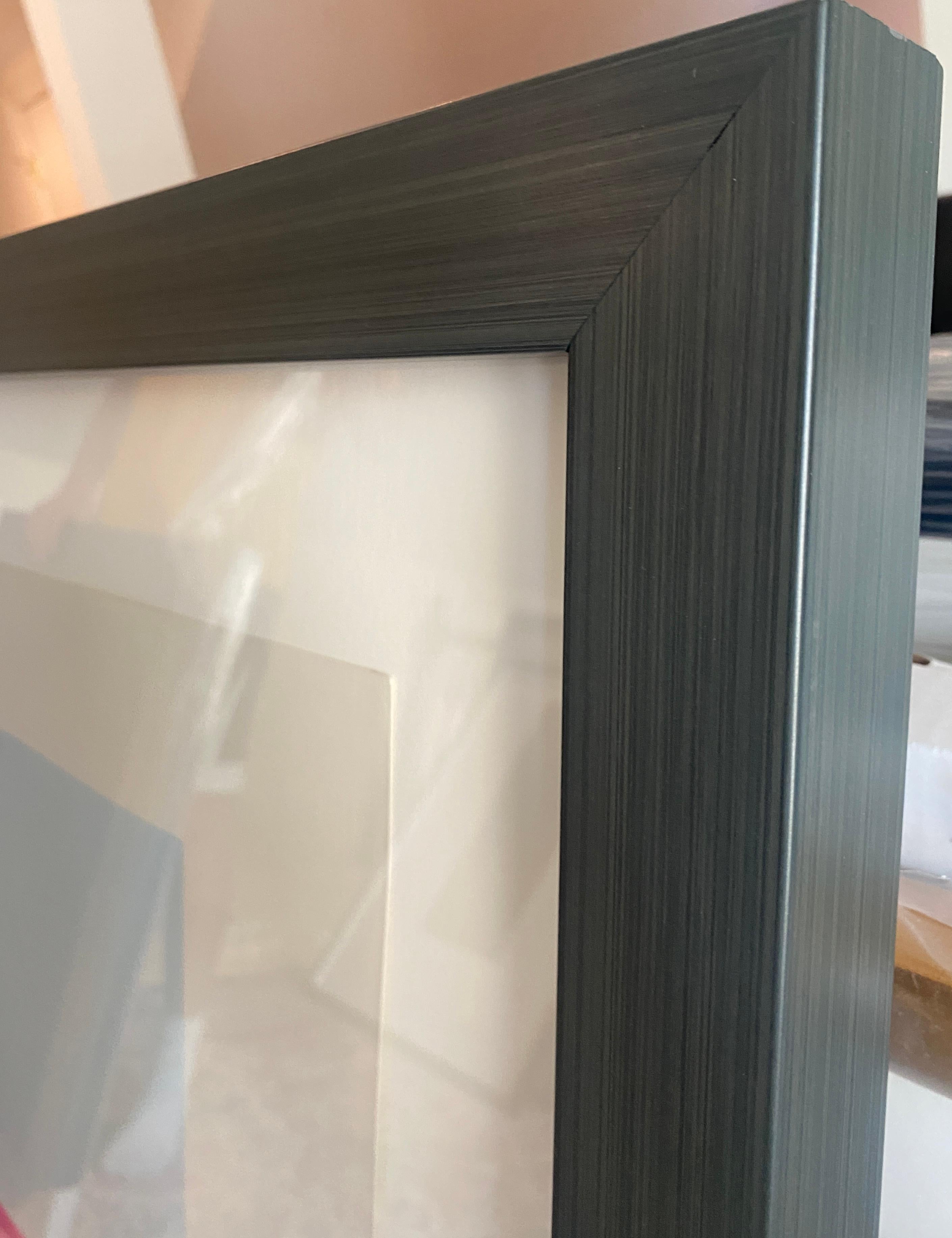 Takesada Matsutani: Biography and Printmaking Work

Takesada Matsutani (b. 1937, Osaka, Japan) is a Japanese contemporary artist best known for his involvement with the postwar avant-garde movement Gutai and for his innovative use of materials that