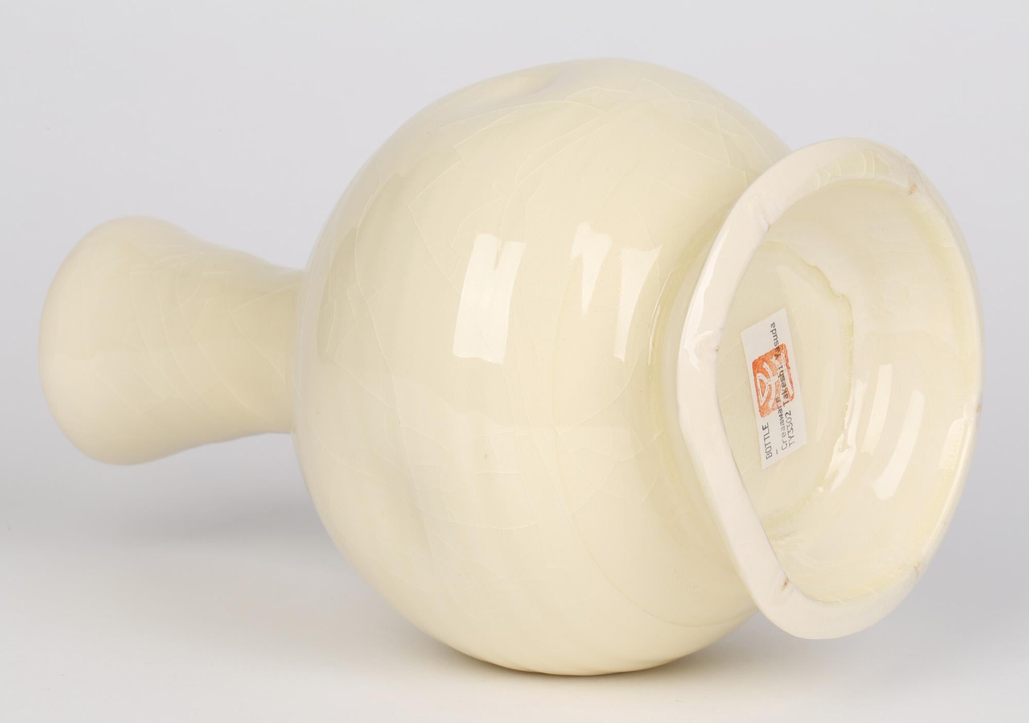 Late 20th Century Takeshi Yasuda 'Japanese, b.1943' Creamware Studio Pottery Hand Thrown Bottle For Sale
