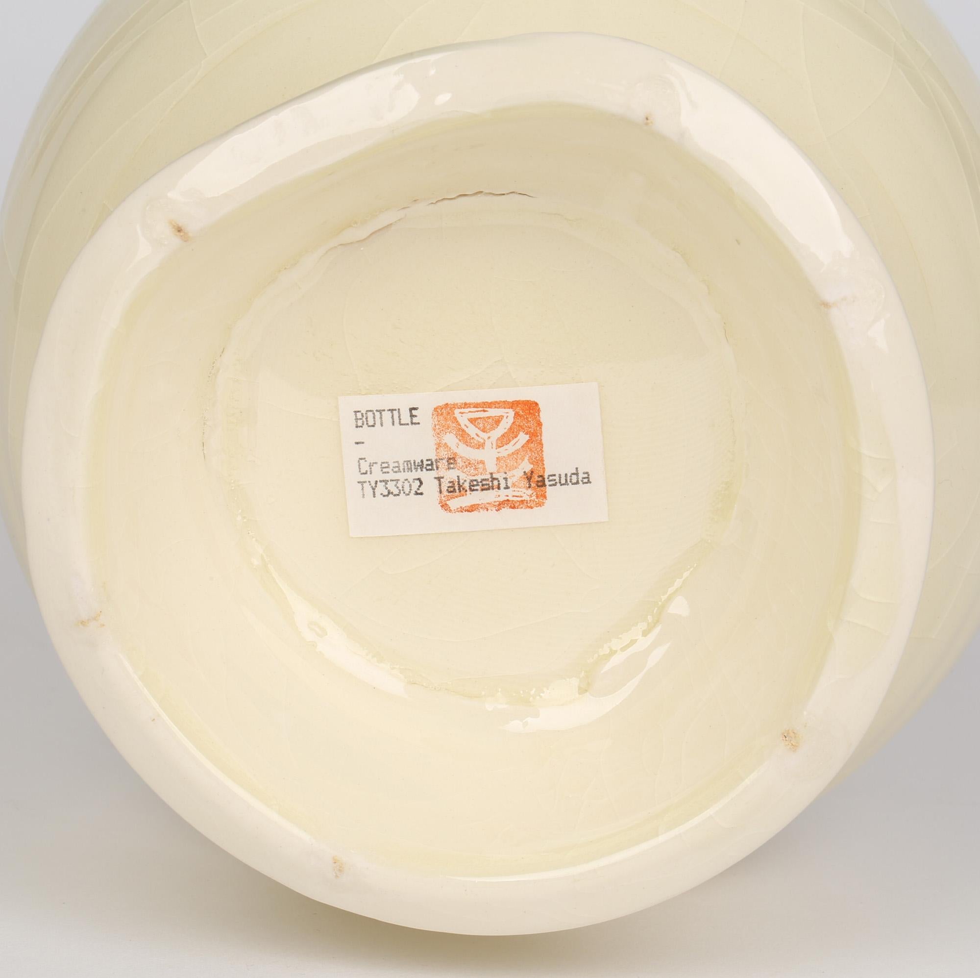 Bottiglia di Takeshi Yasuda 'Japanese, b.1943' Creamware Studio Pottery, fatta a mano in vendita 1