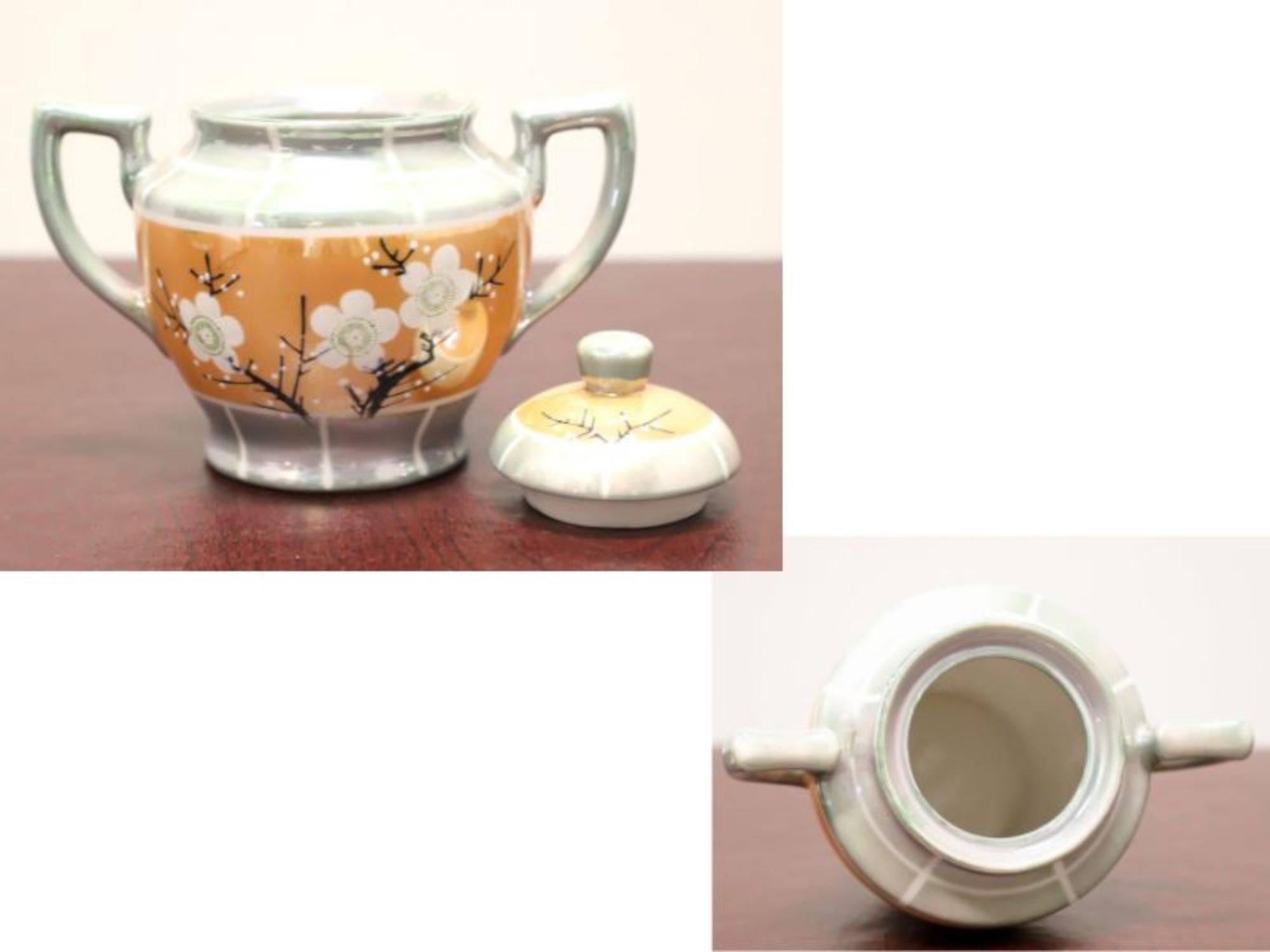 TAKITO Mid 20th Century Japanese Cherry Blossom Tea Service for Six - 21 Pieces In Good Condition For Sale In Charlotte, NC