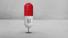 1000 MG Red Happy pill - pop sculpture