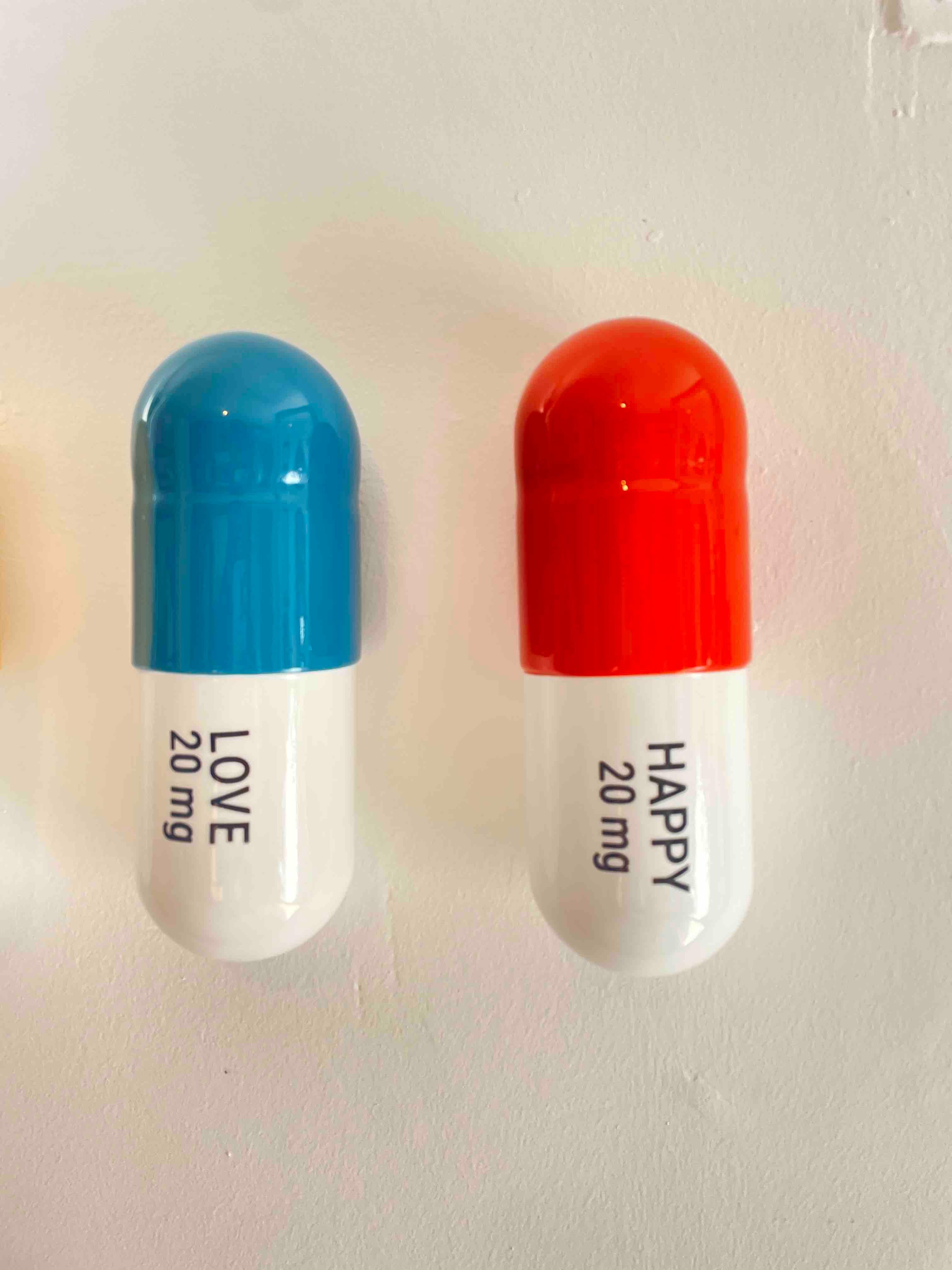 20 MG Happy pill Combo (blue, yellow and orange) - figurative sculpture - Beige Still-Life Sculpture by Tal Nehoray