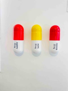 Used 20 MG Happy pill Combo (red, yellow and orange) - figurative sculpture