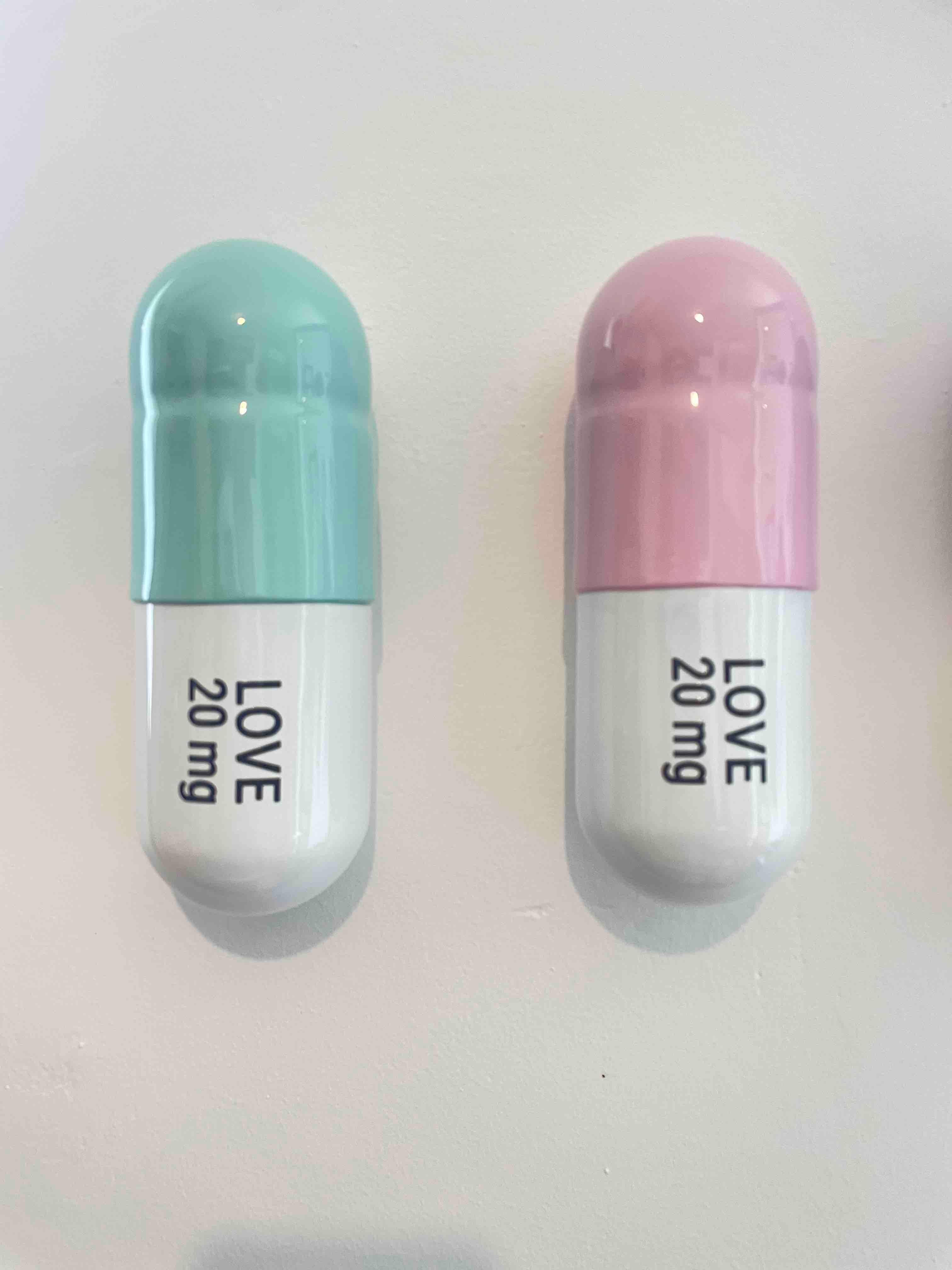 r20 pill pink