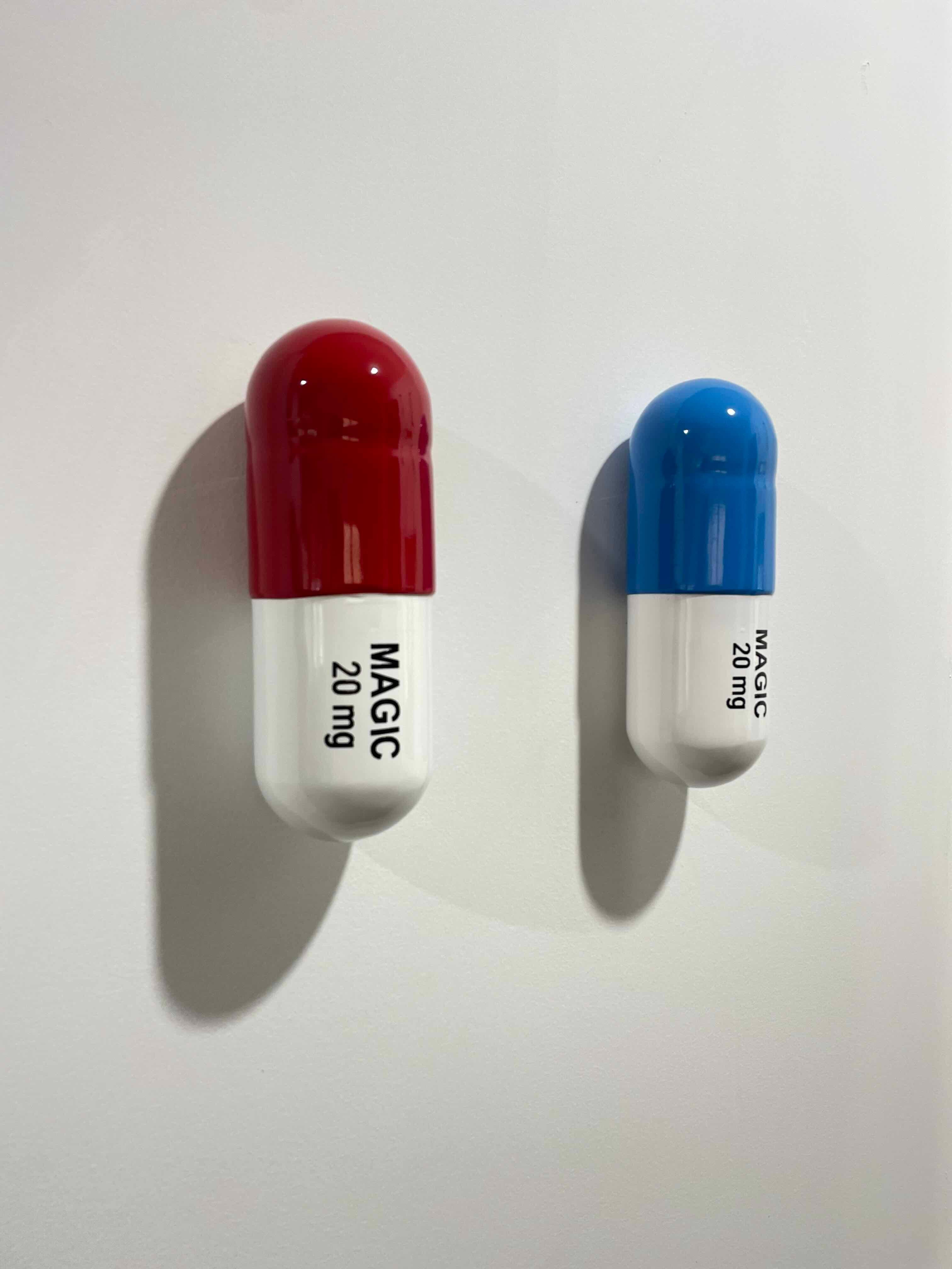 Combo píldora MAGIC 20 MG (Rojo, azul) - escultura figurativa - Sculpture Arte pop de Tal Nehoray