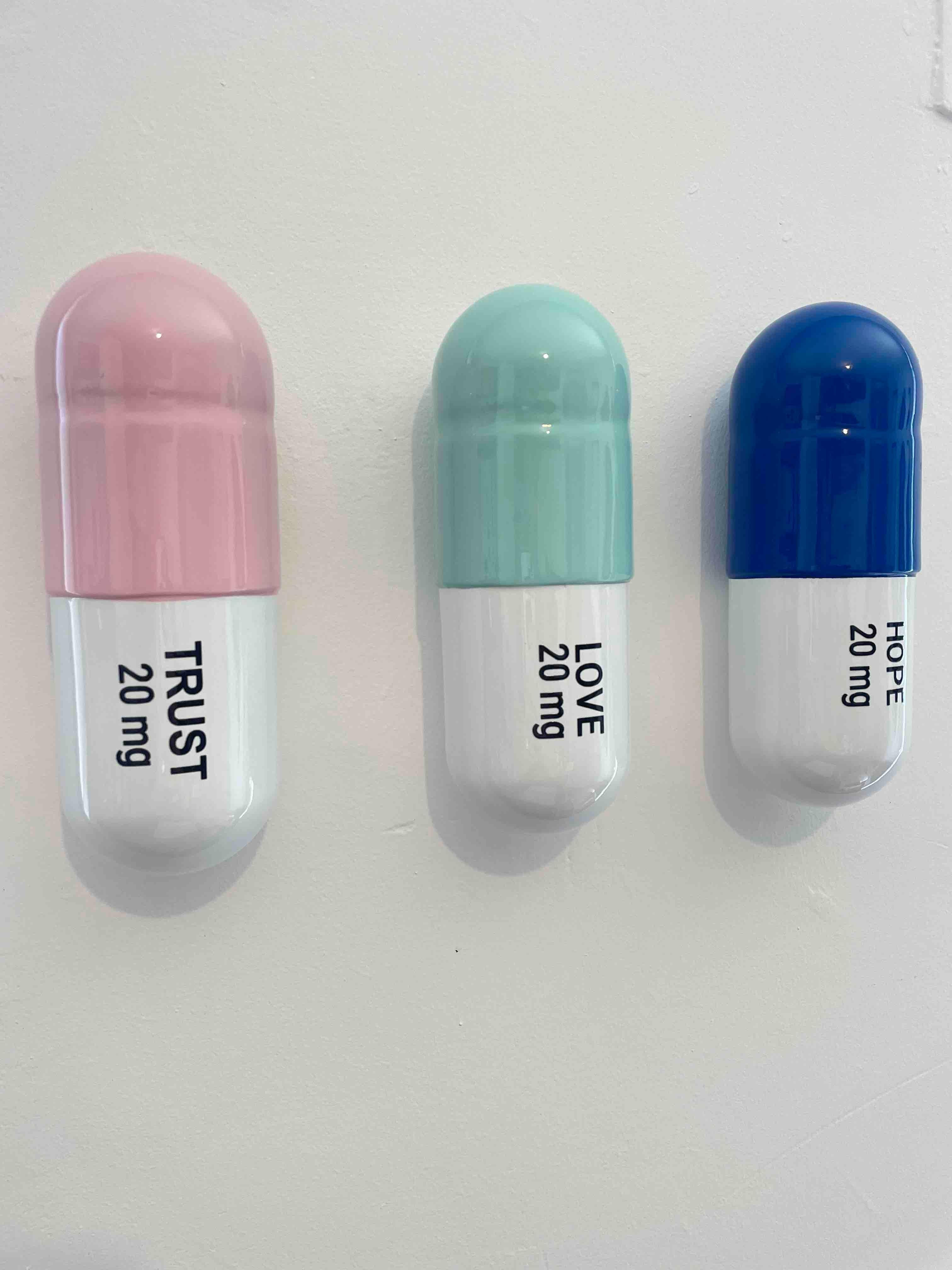 20 MG Trust, Love, Hope pill Combo (blue, mint green, light pink)  pop sculpture - Pop Art Sculpture by Tal Nehoray