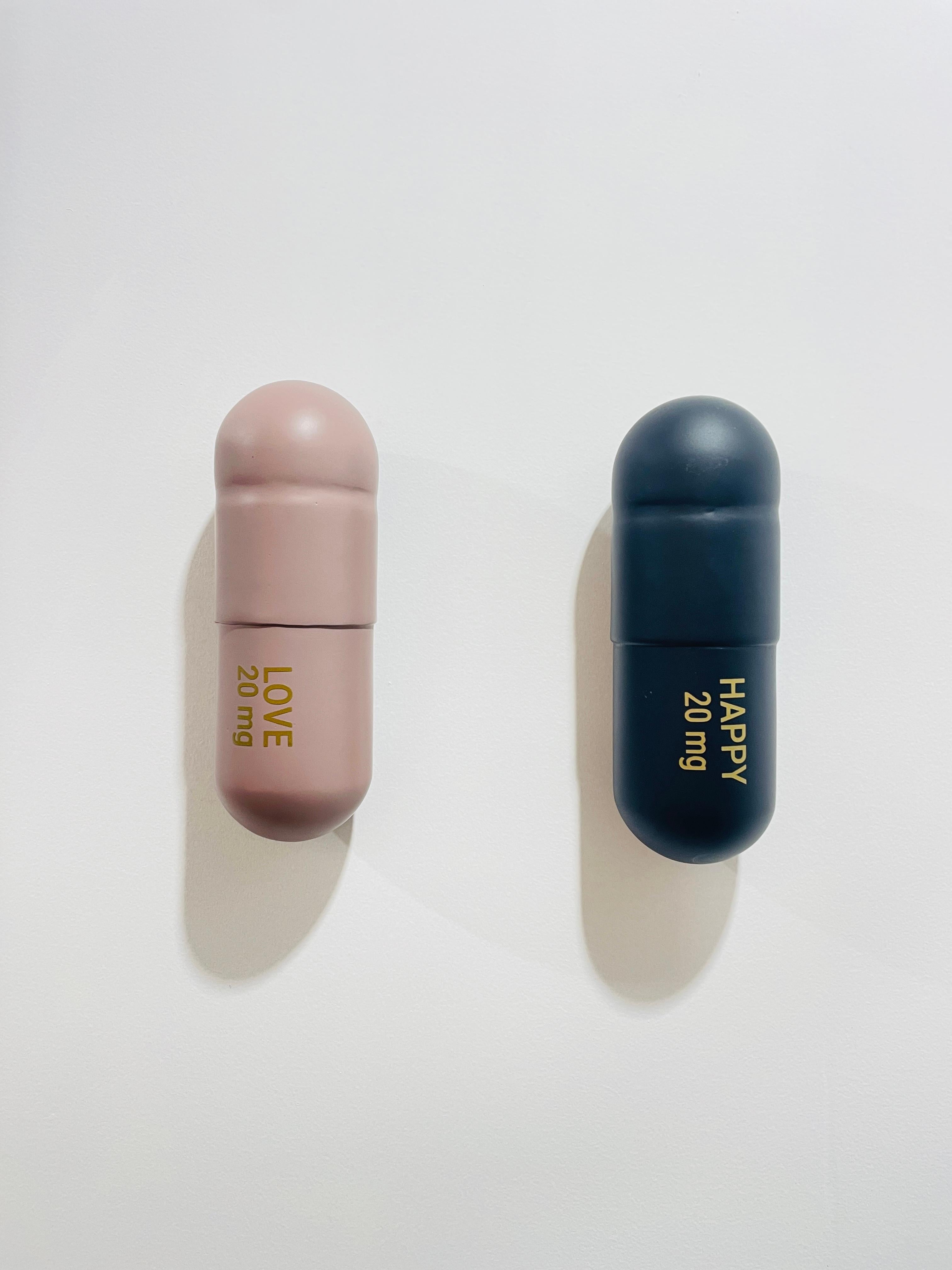 20 ML Love Happy pill Combo (Matte Black and powder pink) - figurative sculpture - Sculpture by Tal Nehoray