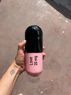 20 ml Love pill (black and pink) - figurative pop sculpture
