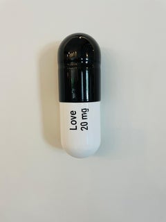 20 ML Love pill (black and white) - figurative pop sculpture