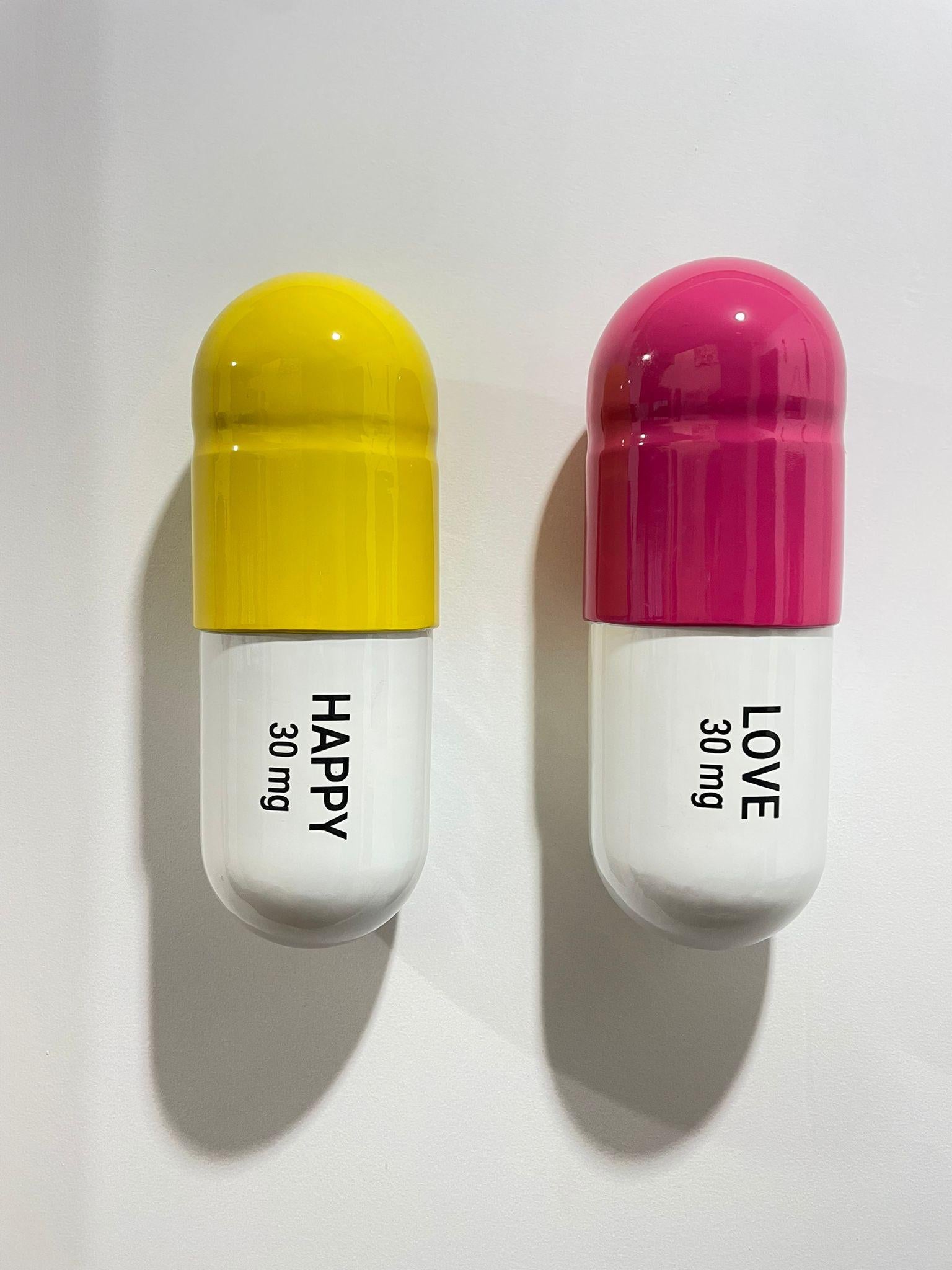 Tal Nehoray Figurative Sculpture - 30 MG Love Happy pill Combo (Yellow, magenta pink) - figurative sculpture