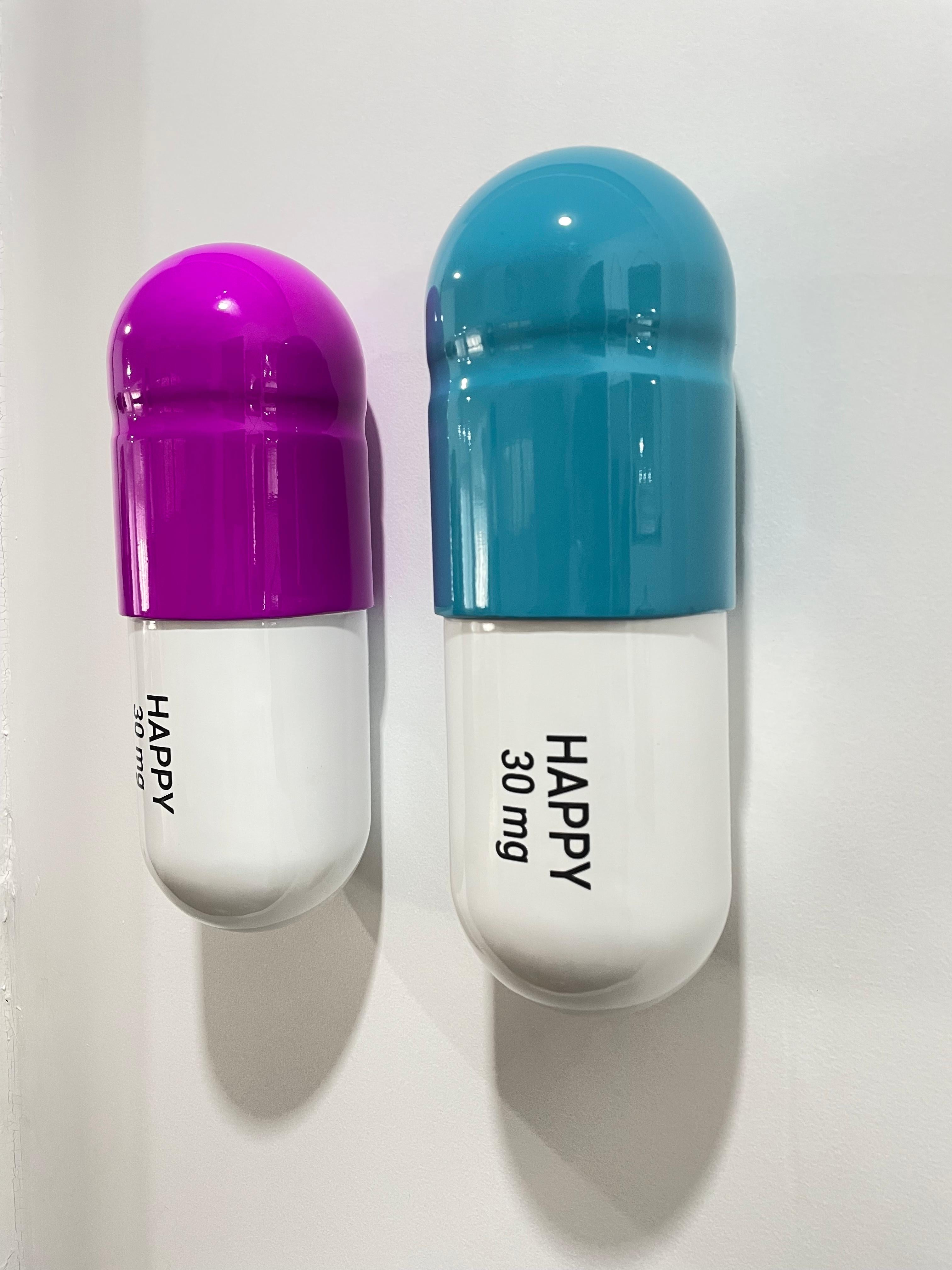 30 ML Happy pill Combo (purple, turquoise, white) - figurative sculpture - Sculpture by Tal Nehoray