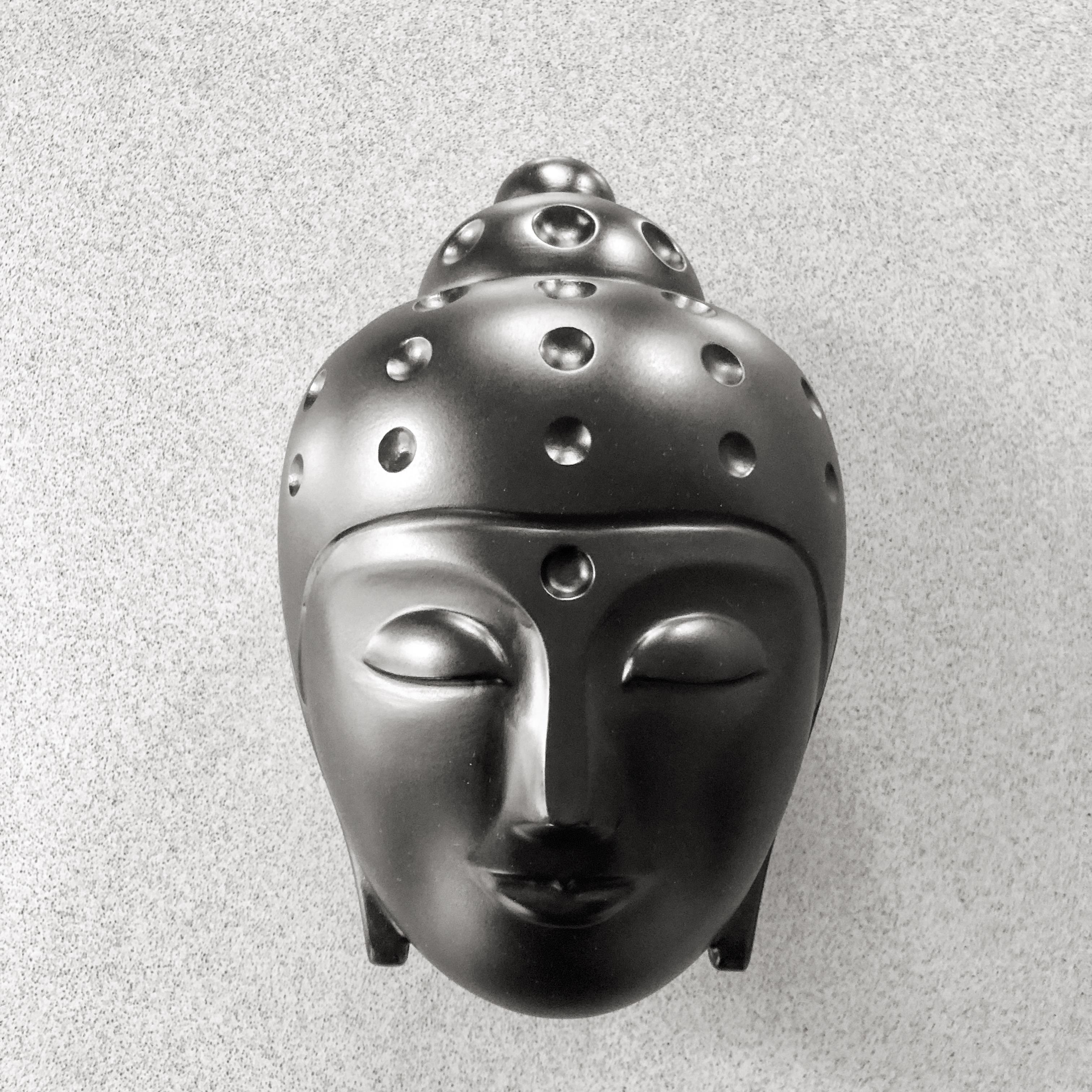 Floating Buddha head Statue - Black For Sale 4