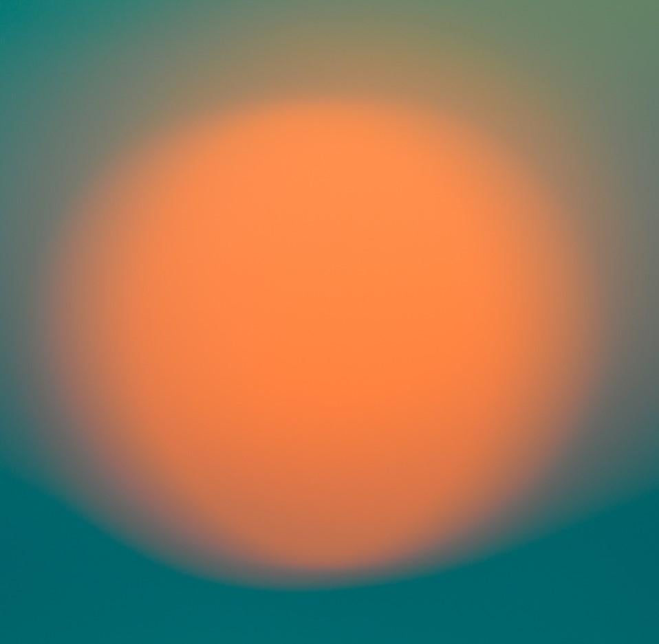 „A Farewell to Day 7.2“ (2024) von Tal Paz-Fridman, limitierter Fotodruck, 18 x 12 im Angebot 2